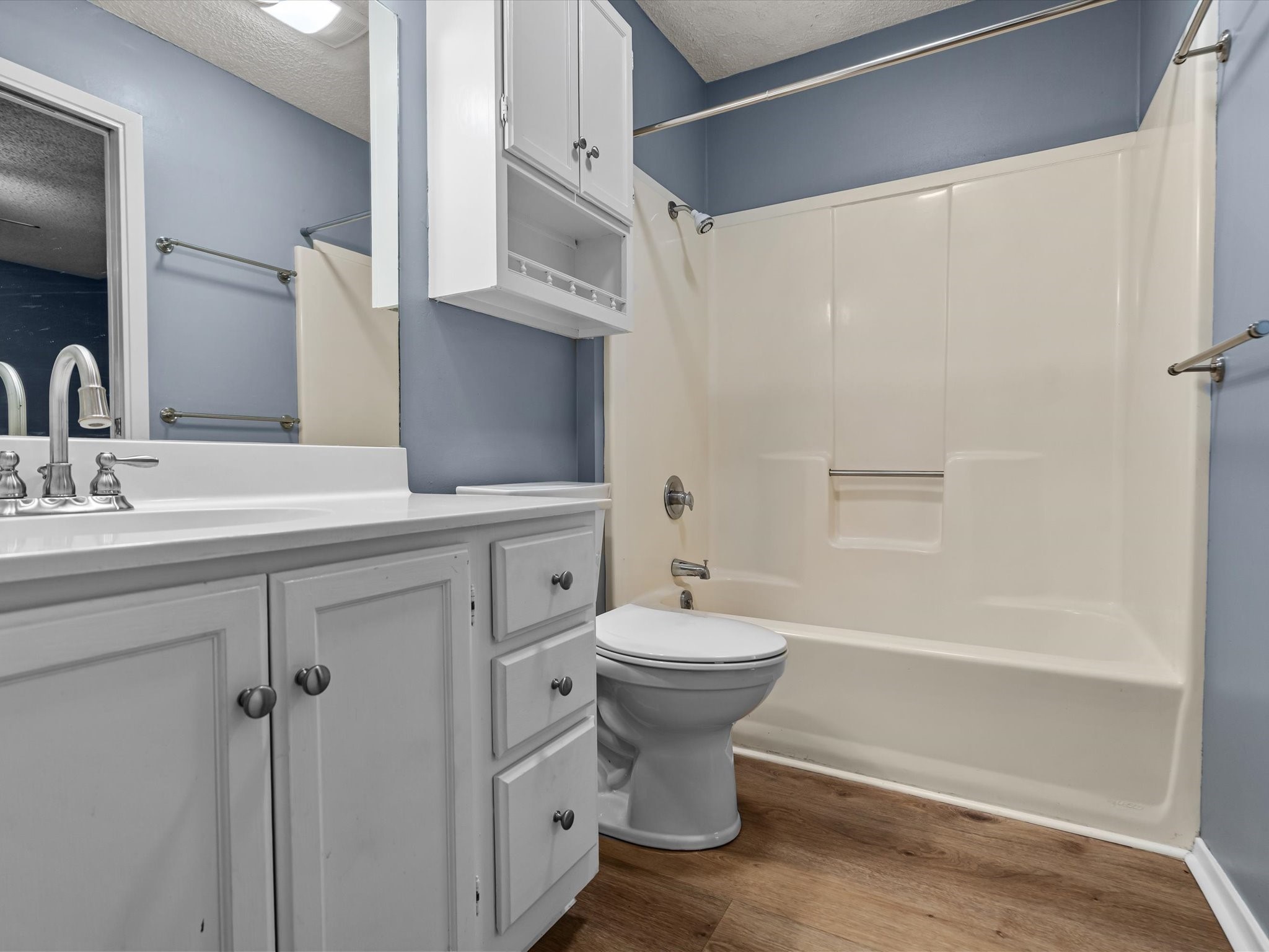 2404 Villa Court Property Photo 11
