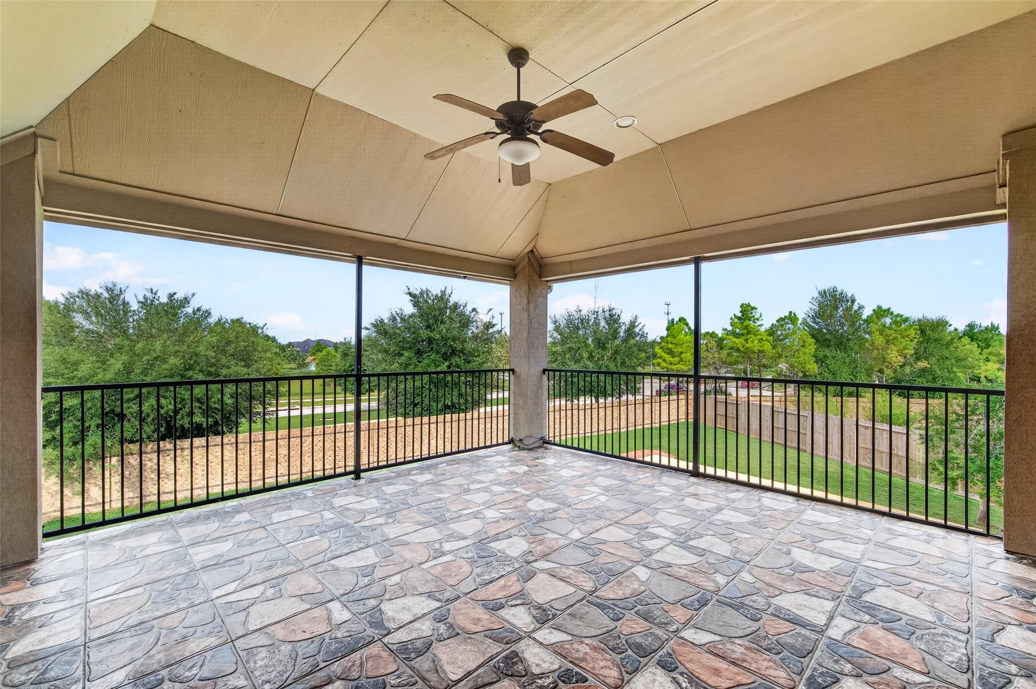 3426 Pin Oak Shadow Lane, Houston Tx 77059 Property Photo 23