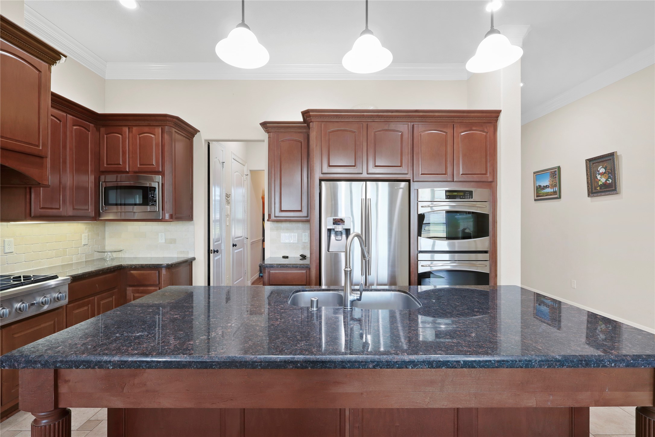 6311 Redfish Reef Drive Property Photo 9