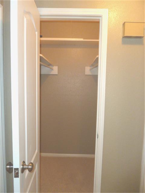 2100 Tanglewilde Street 8 Property Photo 13