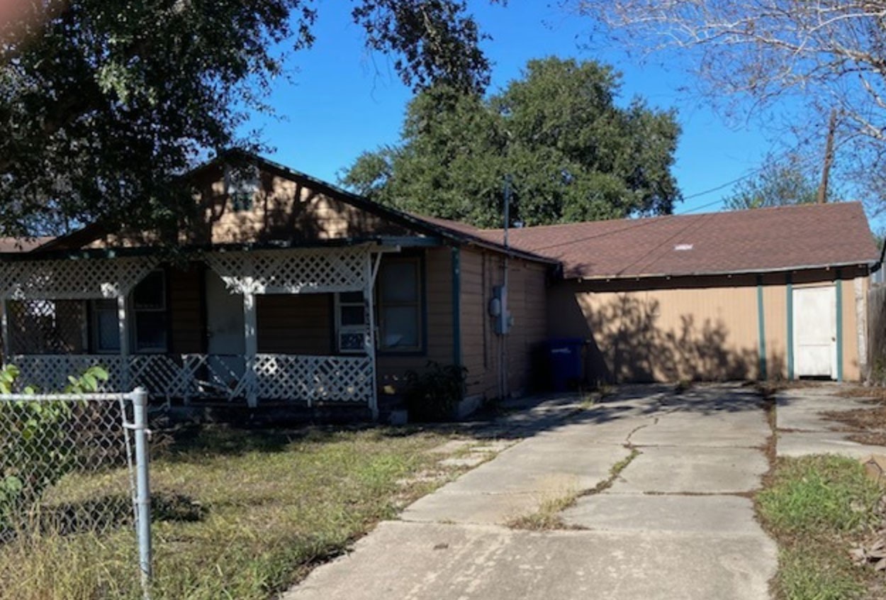 9078 Scapular Street Property Photo 2
