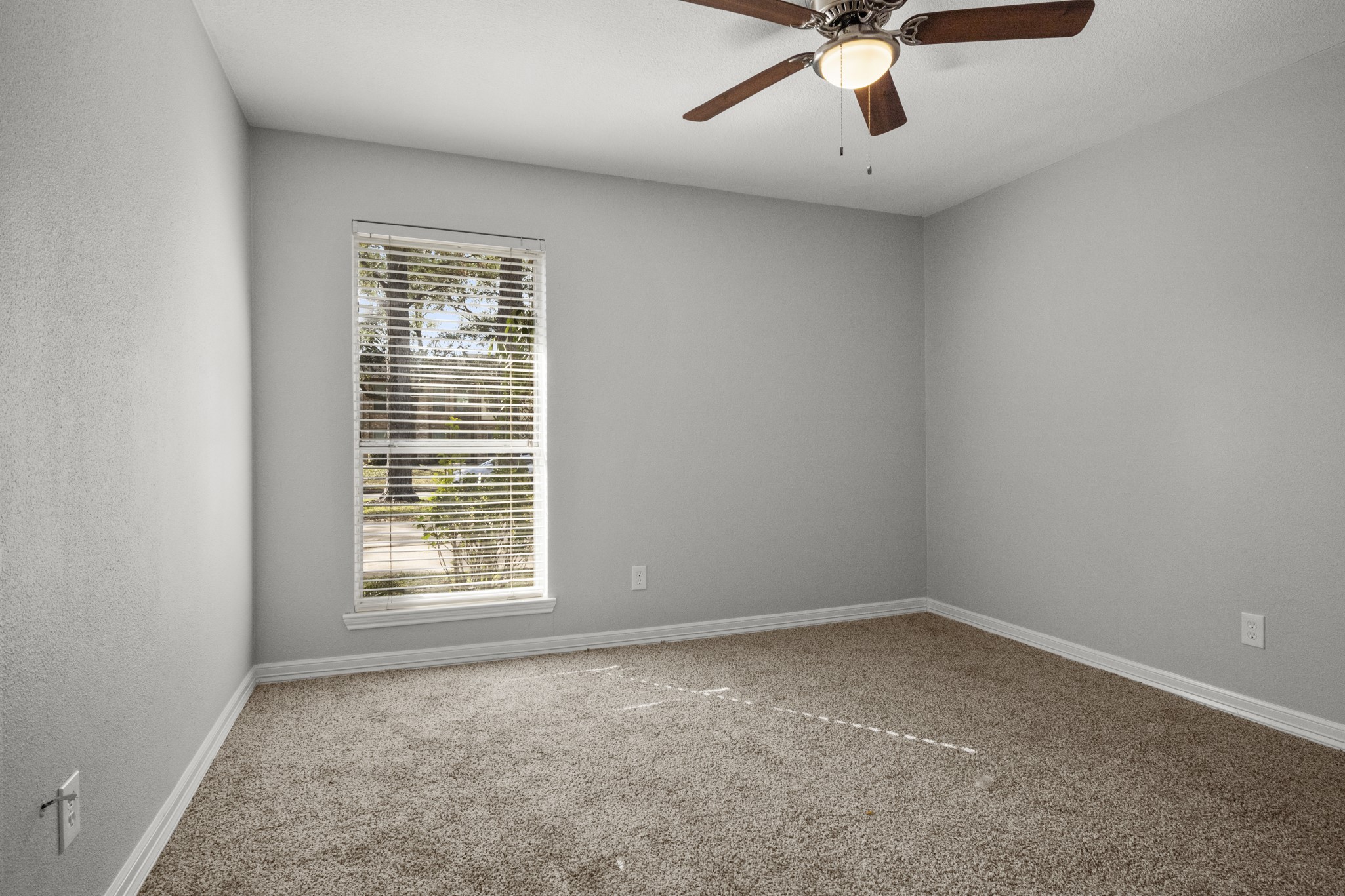 15606 Stoney Fork Drive Property Photo 23