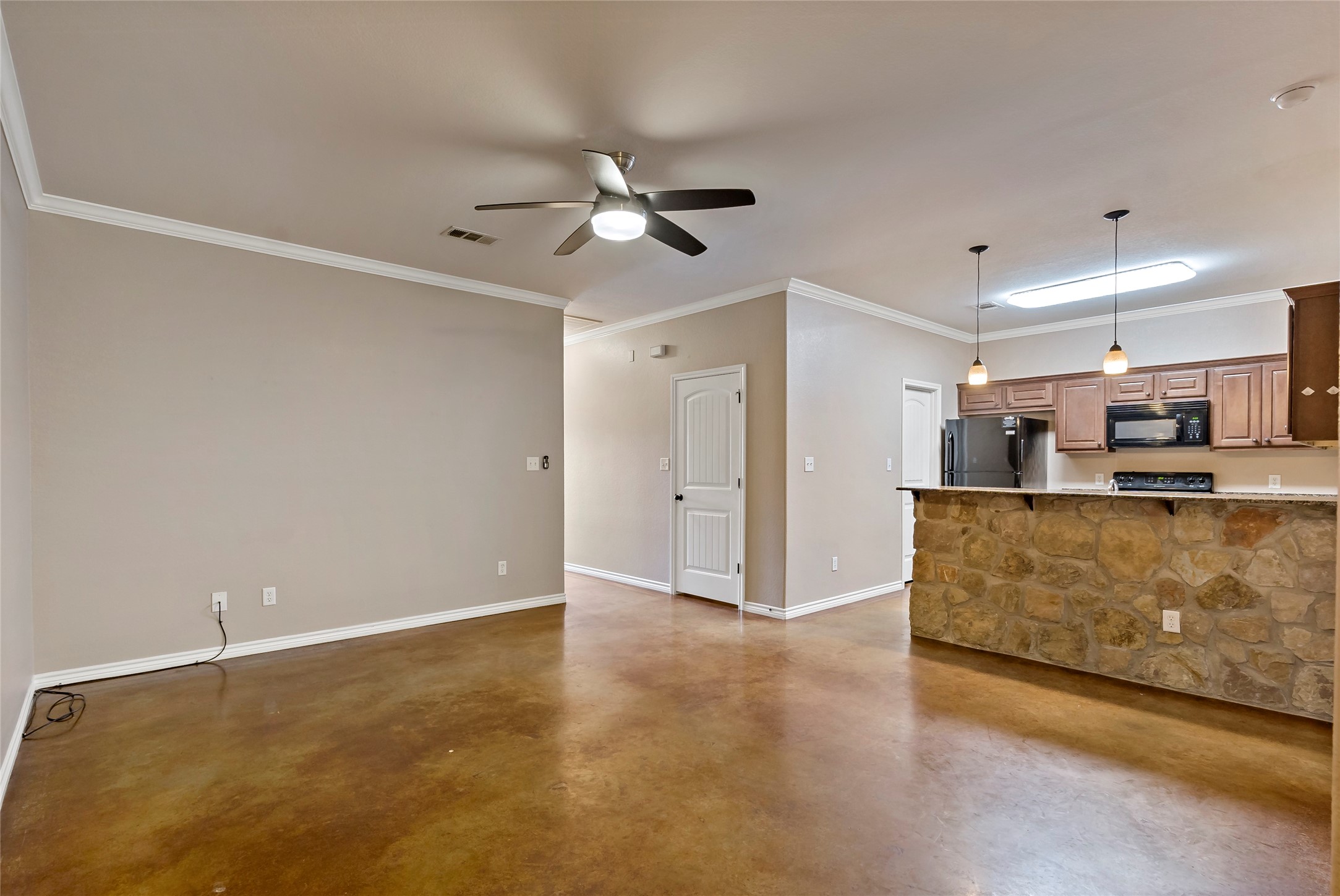 3338 General Parkway Property Photo 3