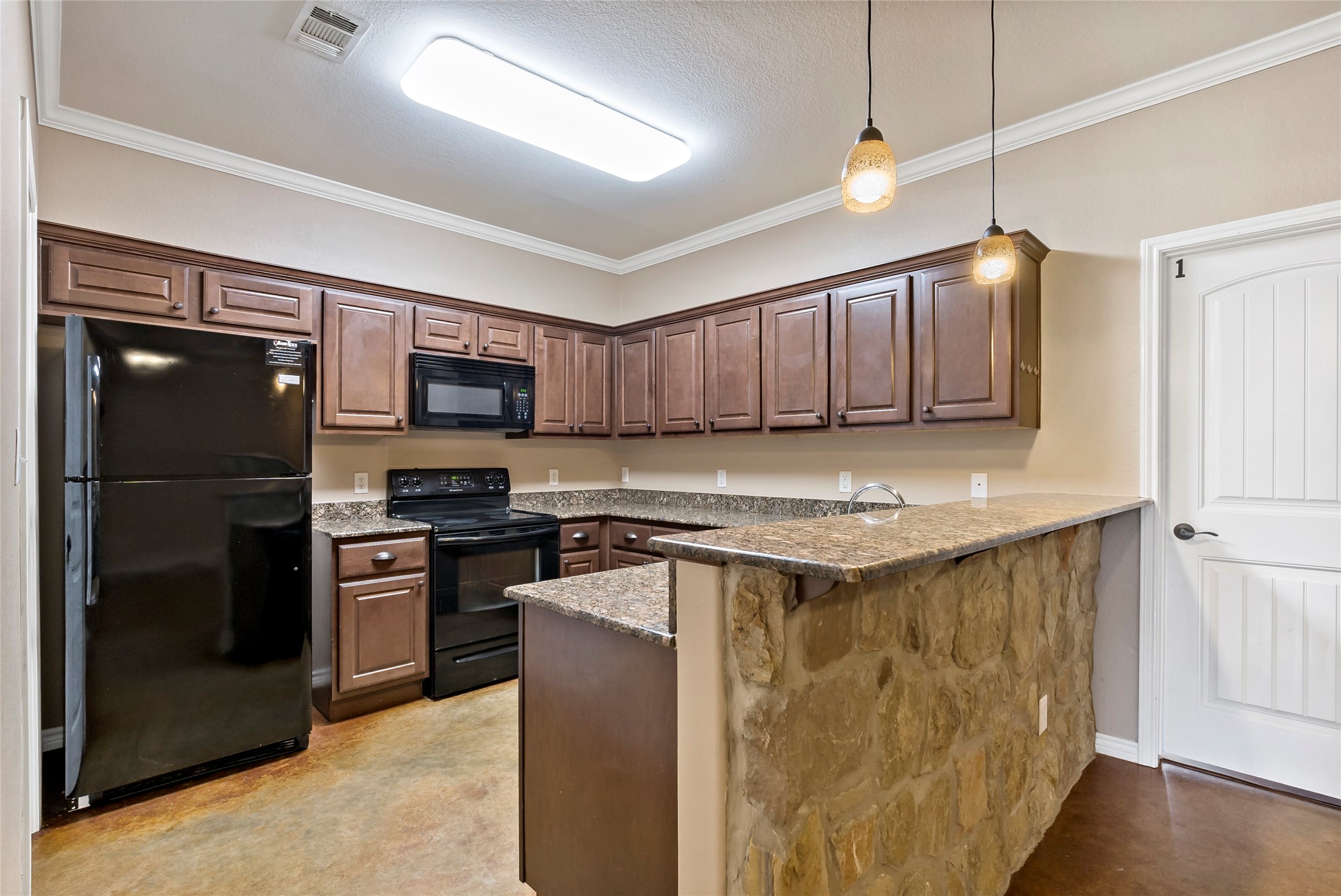 3338 General Parkway Property Photo 7