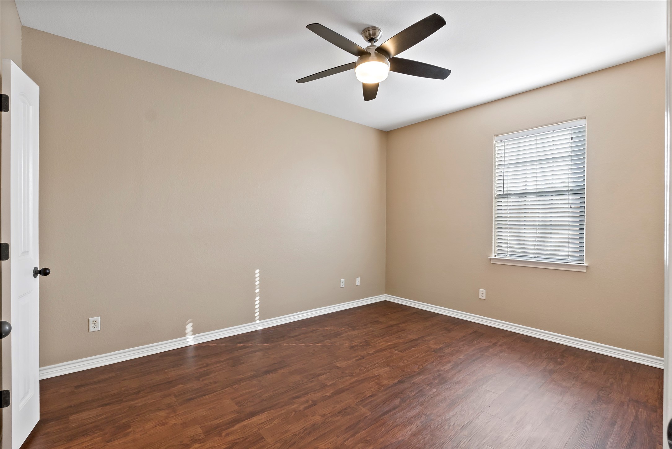 3338 General Parkway Property Photo 13