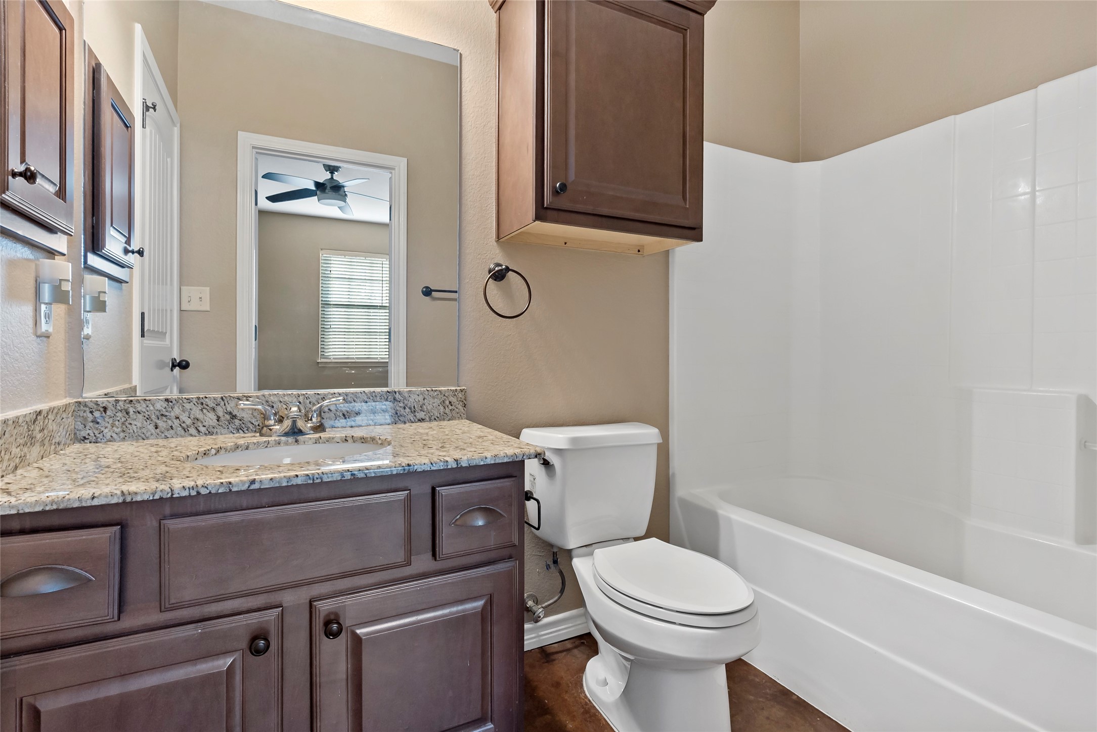 3338 General Parkway Property Photo 16