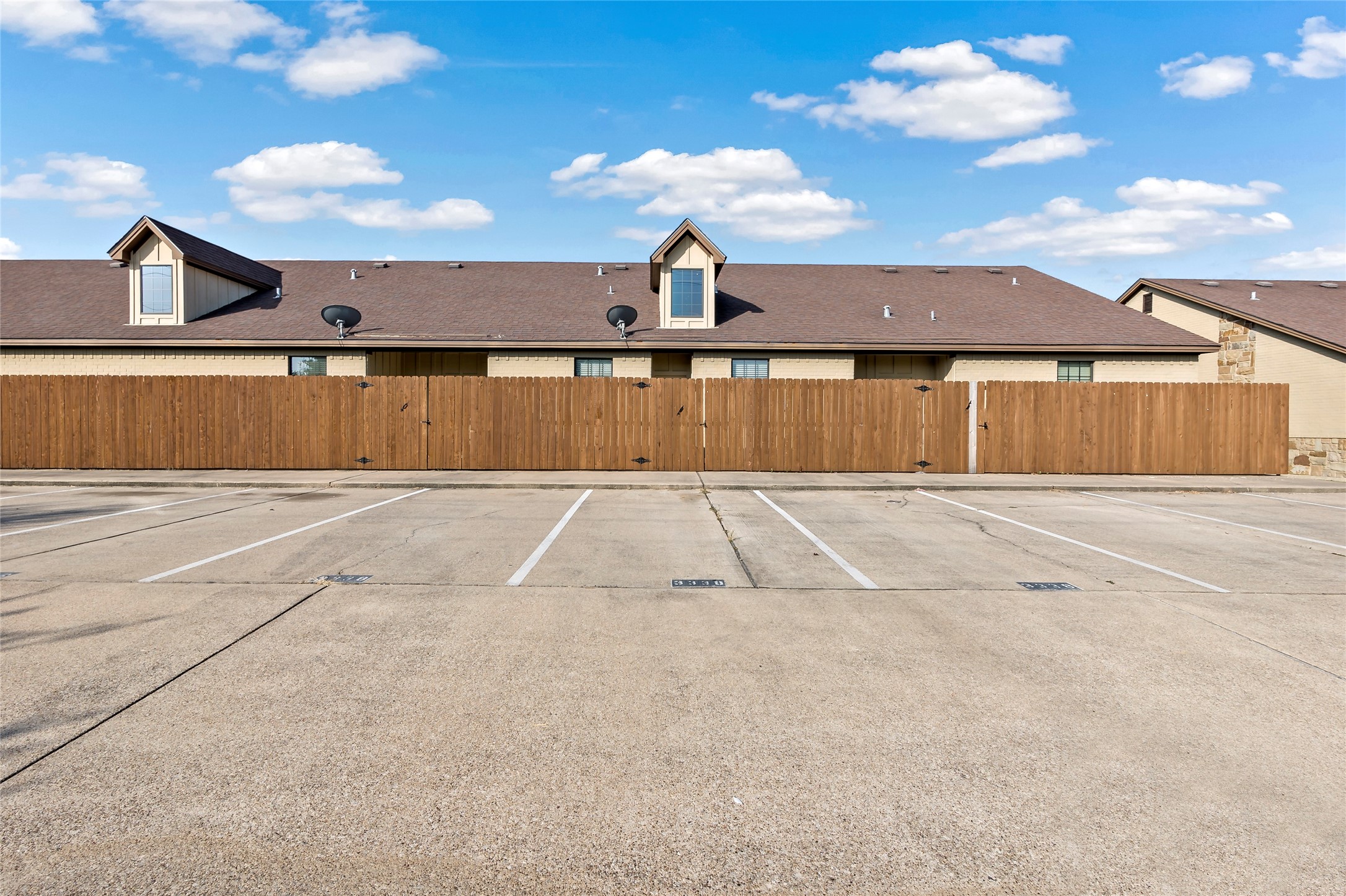 3338 General Parkway Property Photo 18