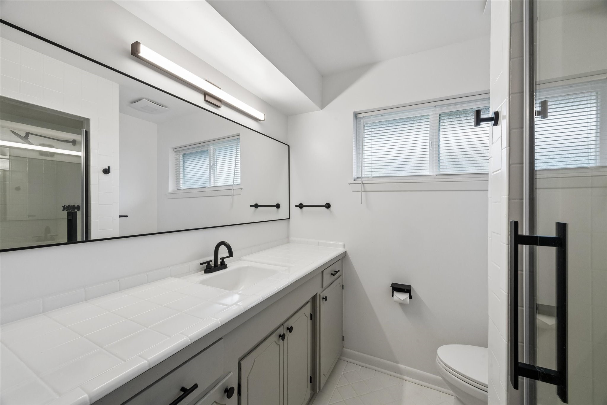 8527 Glenloch Drive Property Photo 25