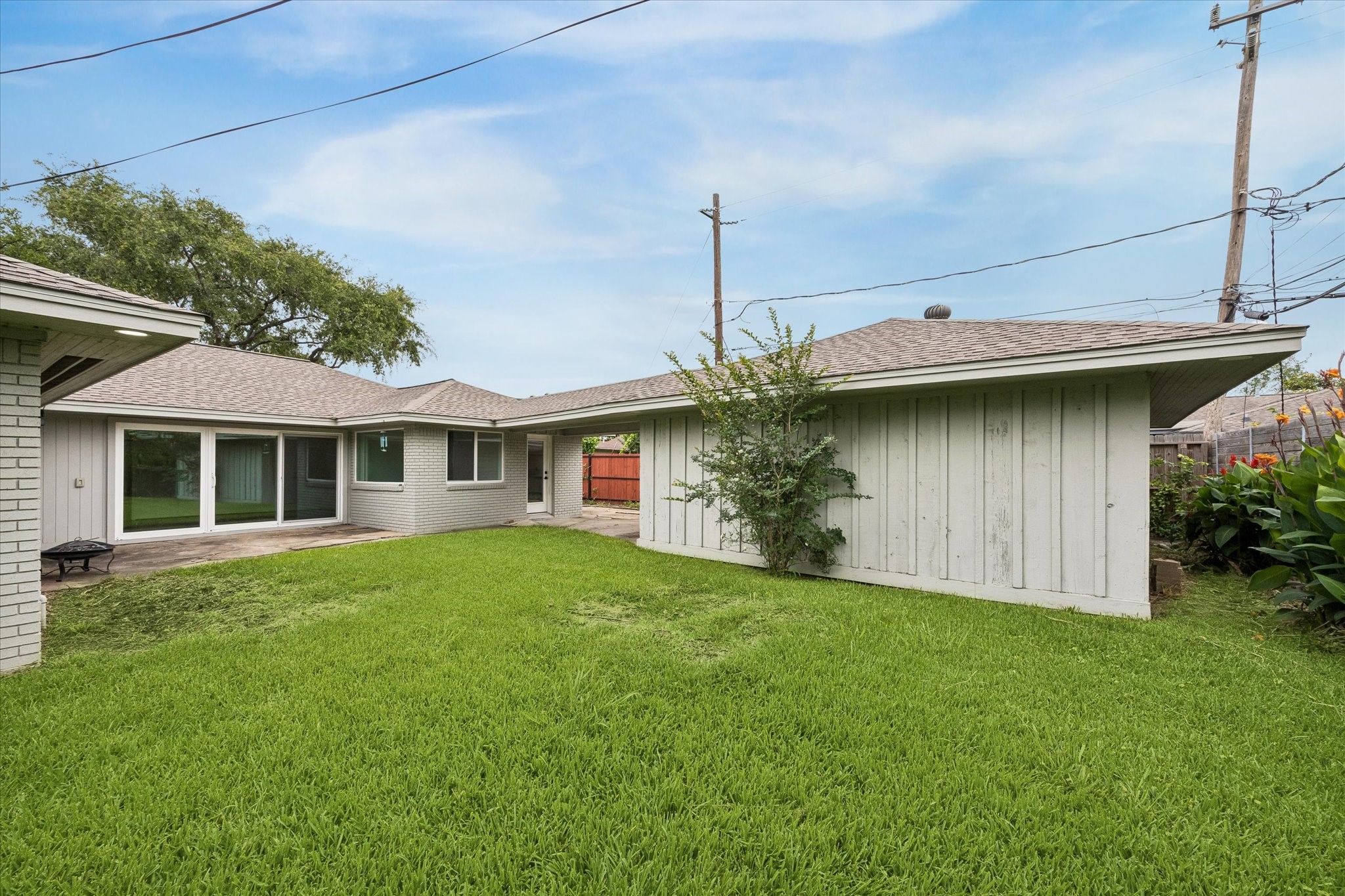 8527 Glenloch Drive Property Photo 32