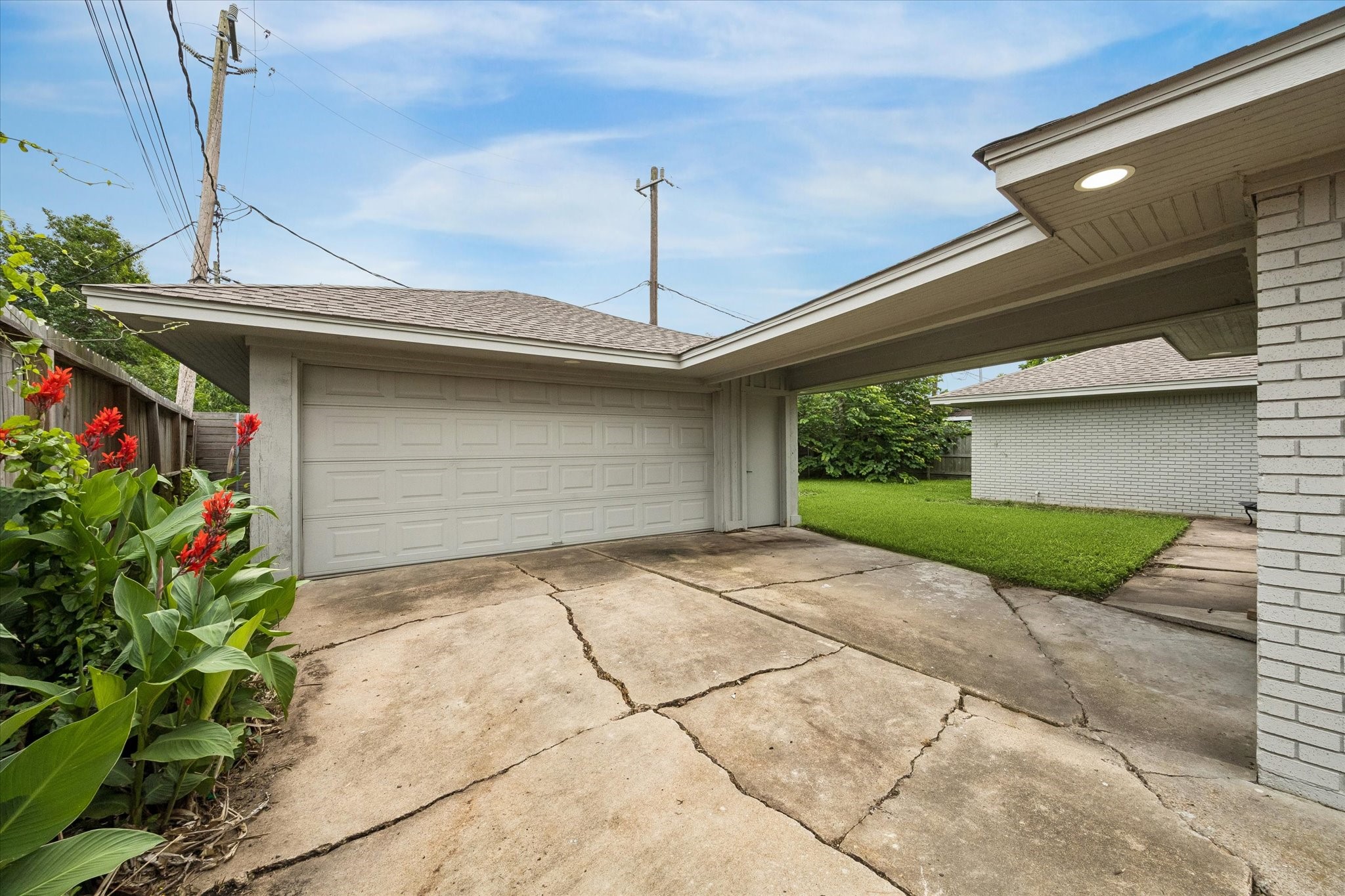 8527 Glenloch Drive Property Photo 35