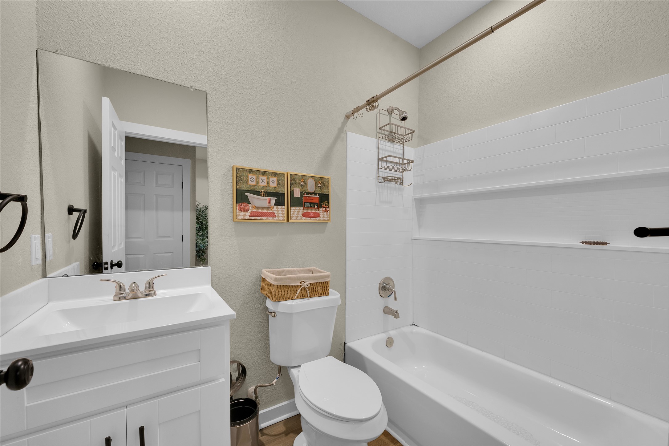 10317 Lake Road 6a Property Photo 17