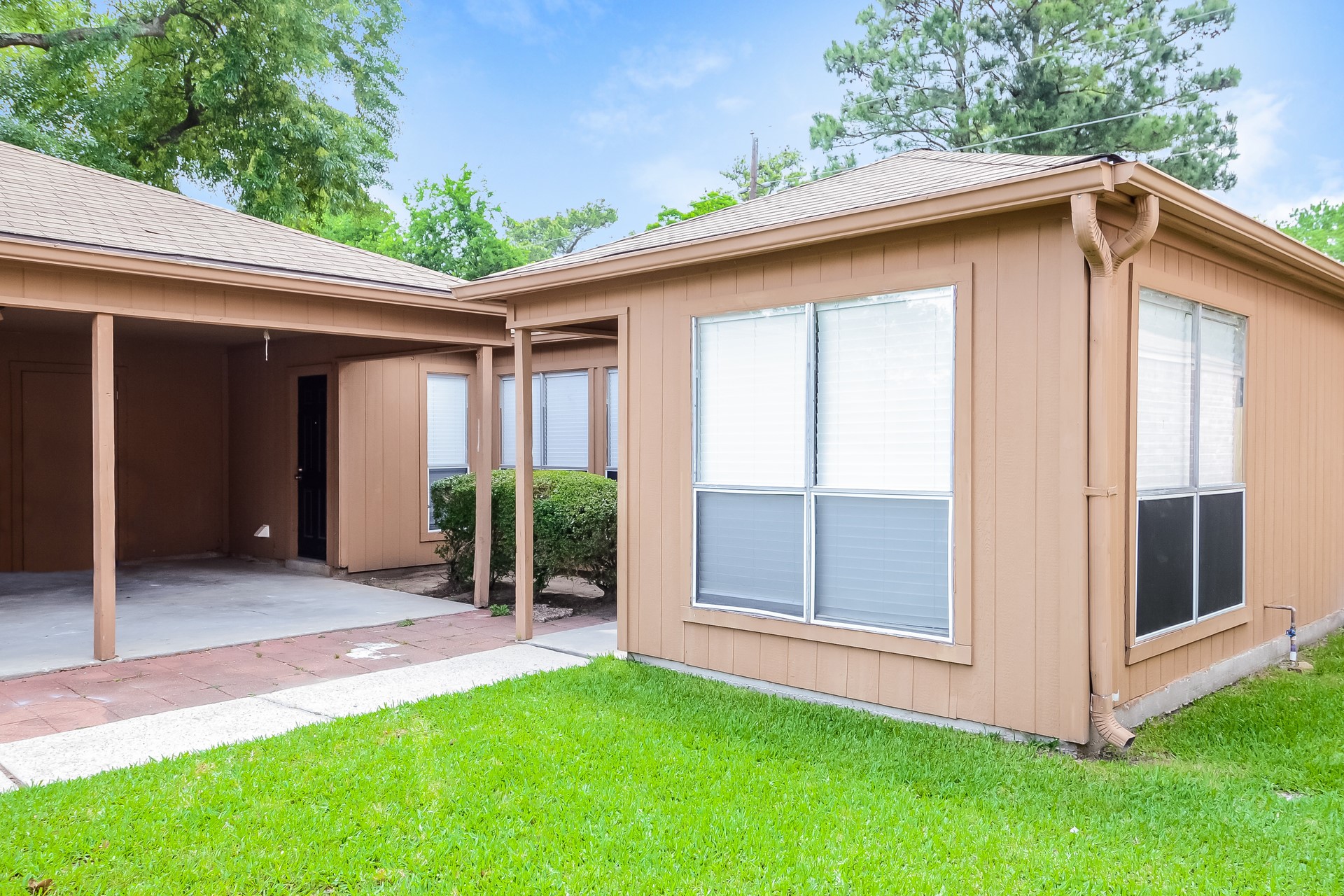 6926 Bullinger Drive Property Photo 15