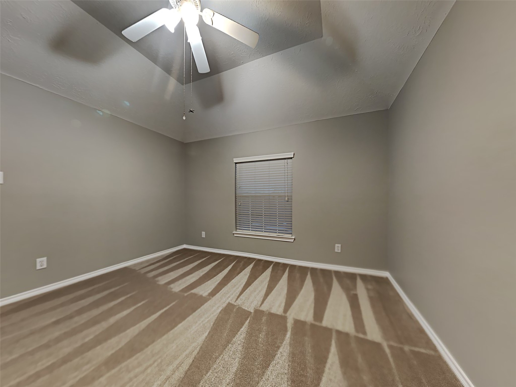 16539 Mesa Point Drive Property Photo 12
