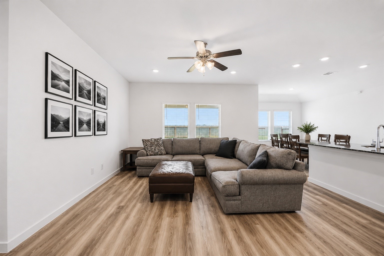 9522 Wall Street Property Photo 5
