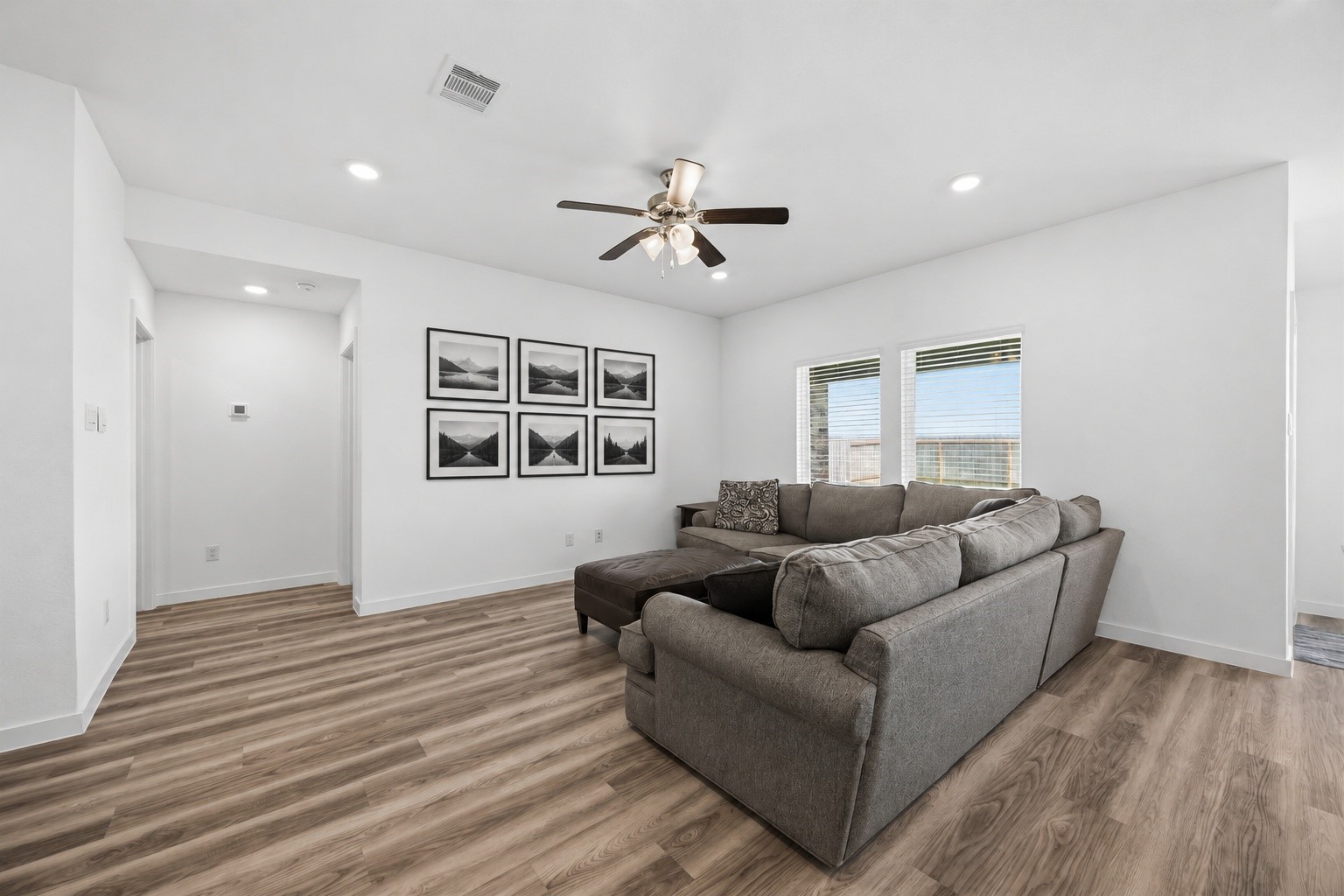 9522 Wall Street Property Photo 7