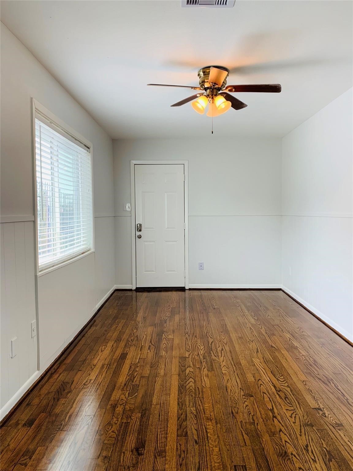2221 Blodgett Street Property Photo 5