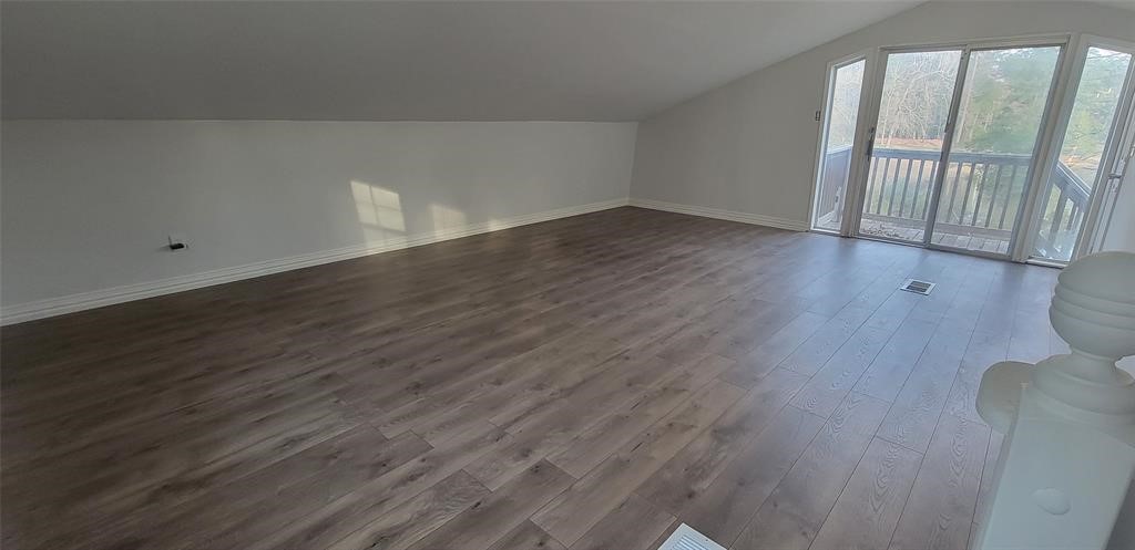 250 Wood Haven Haven Property Photo 11