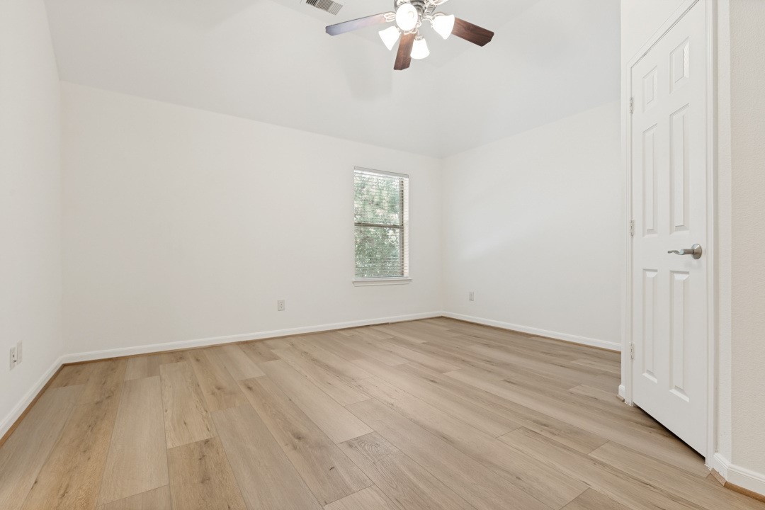 9318 Rainbluff Lane Property Photo 28