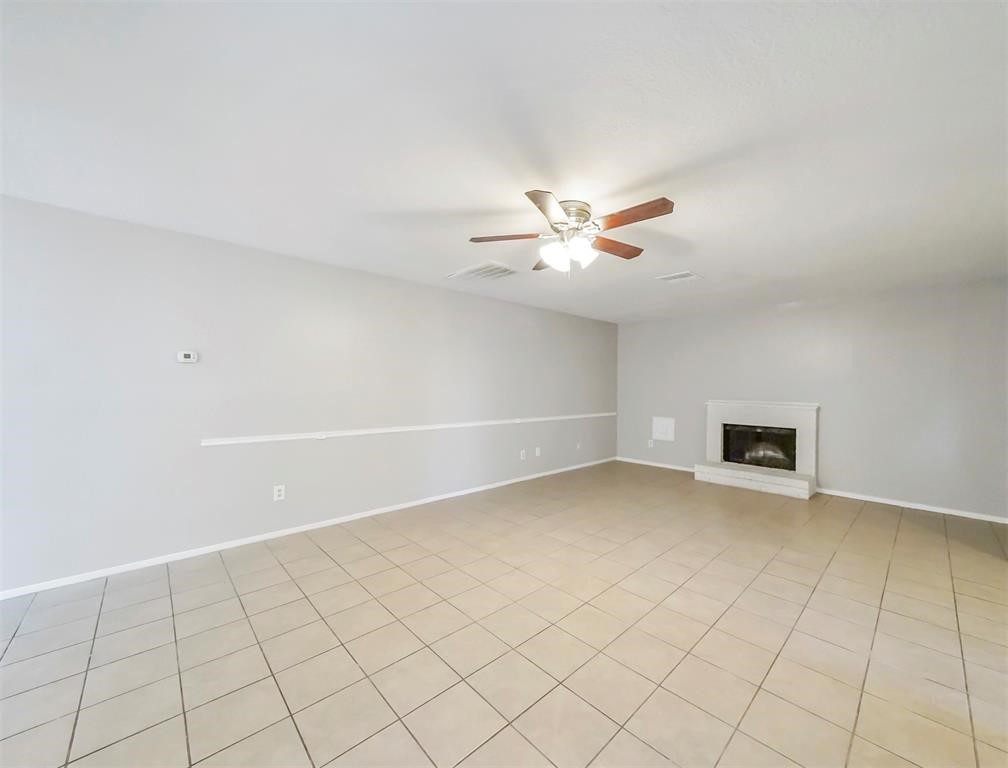 10827 Sugar Hill Drive A Property Photo 4