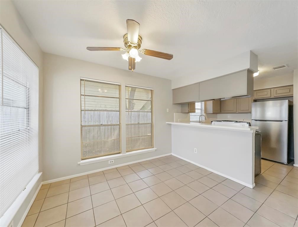 10827 Sugar Hill Drive A Property Photo 6