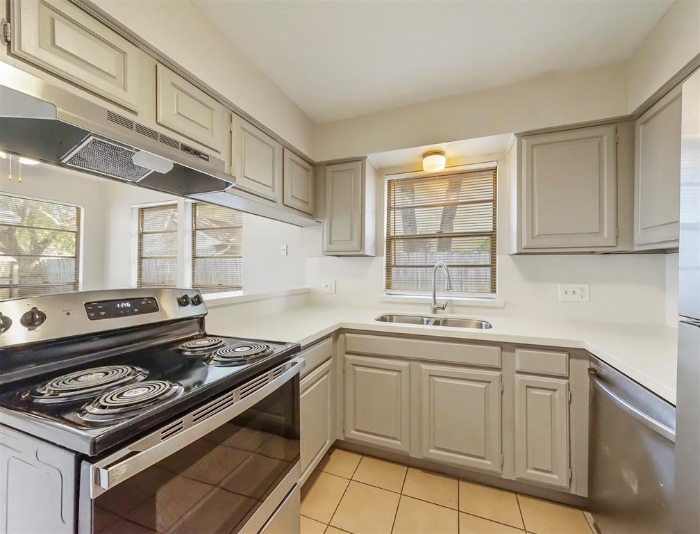 10827 Sugar Hill Drive A Property Photo 10