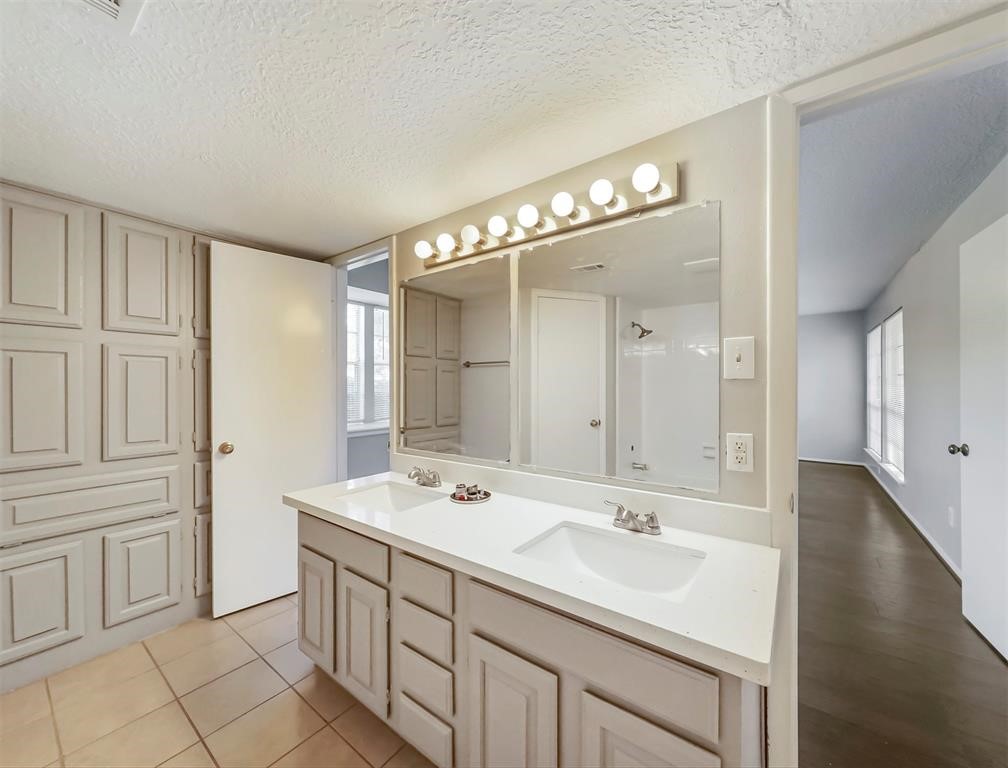 10827 Sugar Hill Drive A Property Photo 19