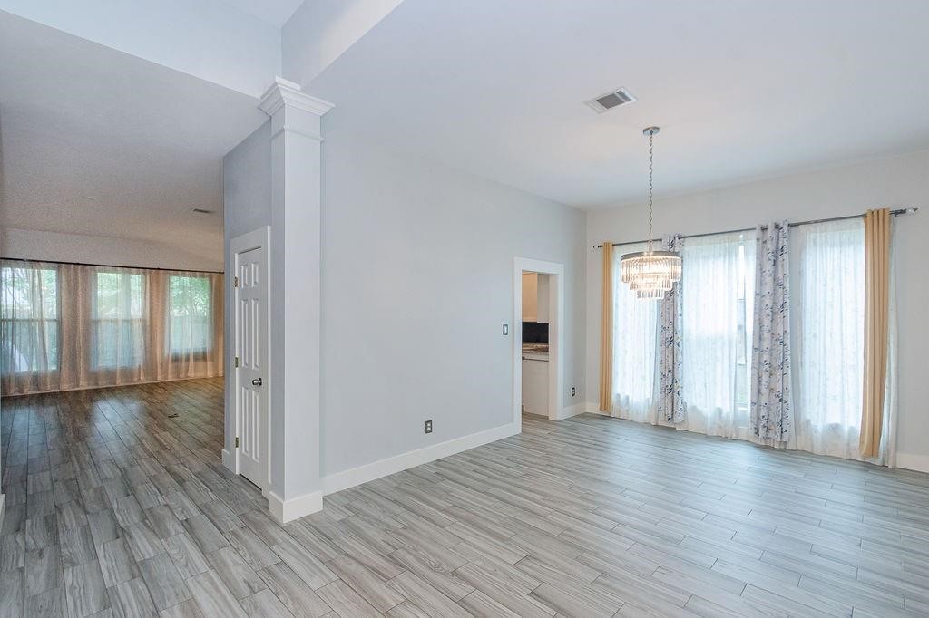 2306 Coleridge Court Property Photo 8