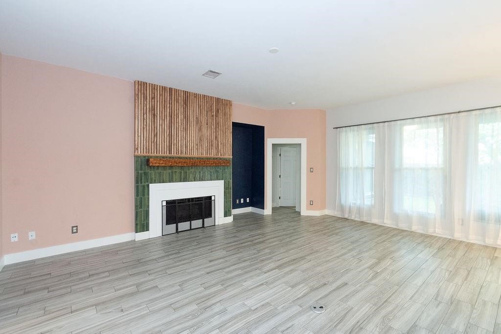 2306 Coleridge Court Property Photo 10