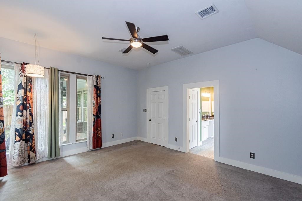 2306 Coleridge Court Property Photo 21