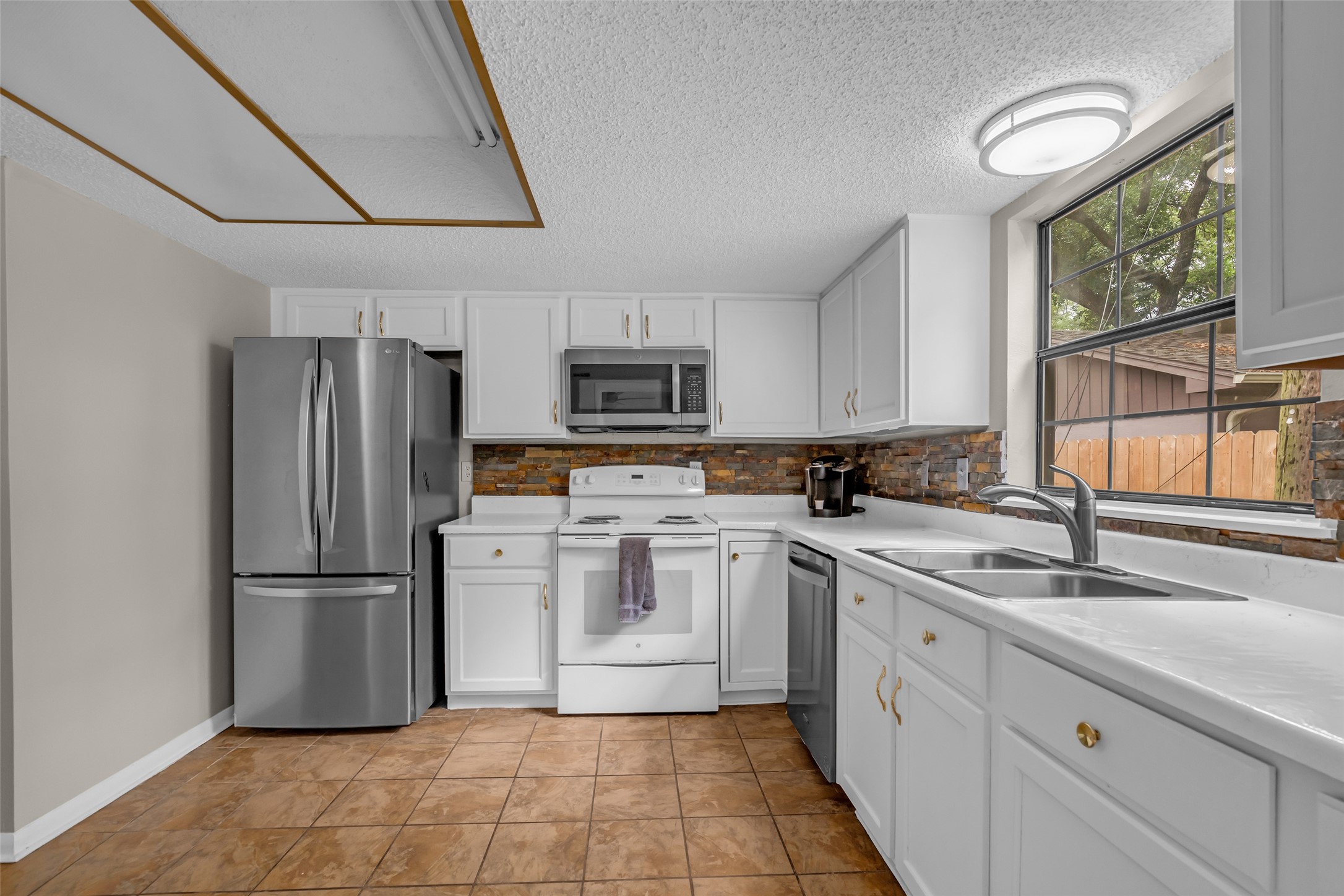 9207 Barr Circle Property Photo 24