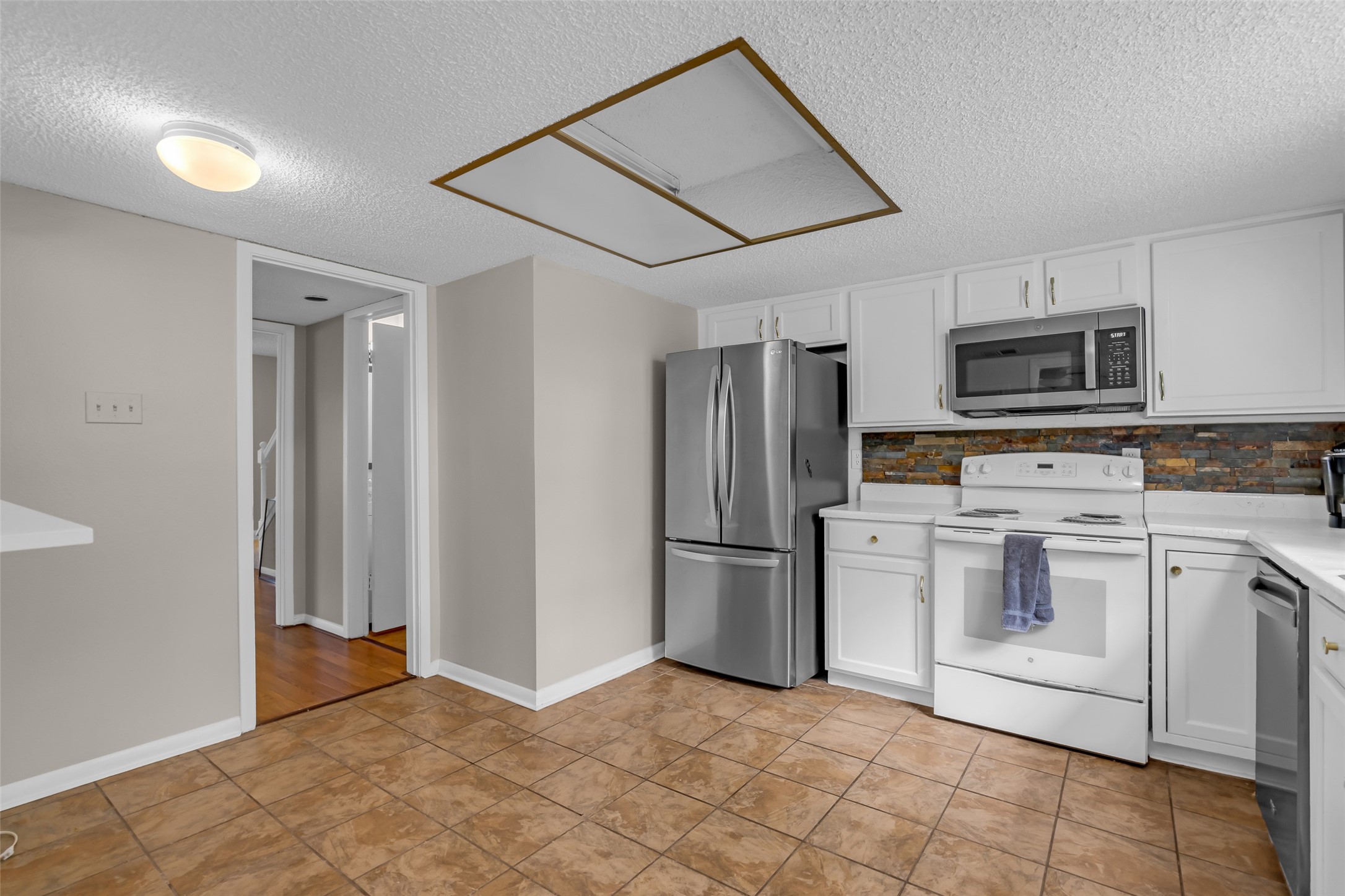 9207 Barr Circle Property Photo 25