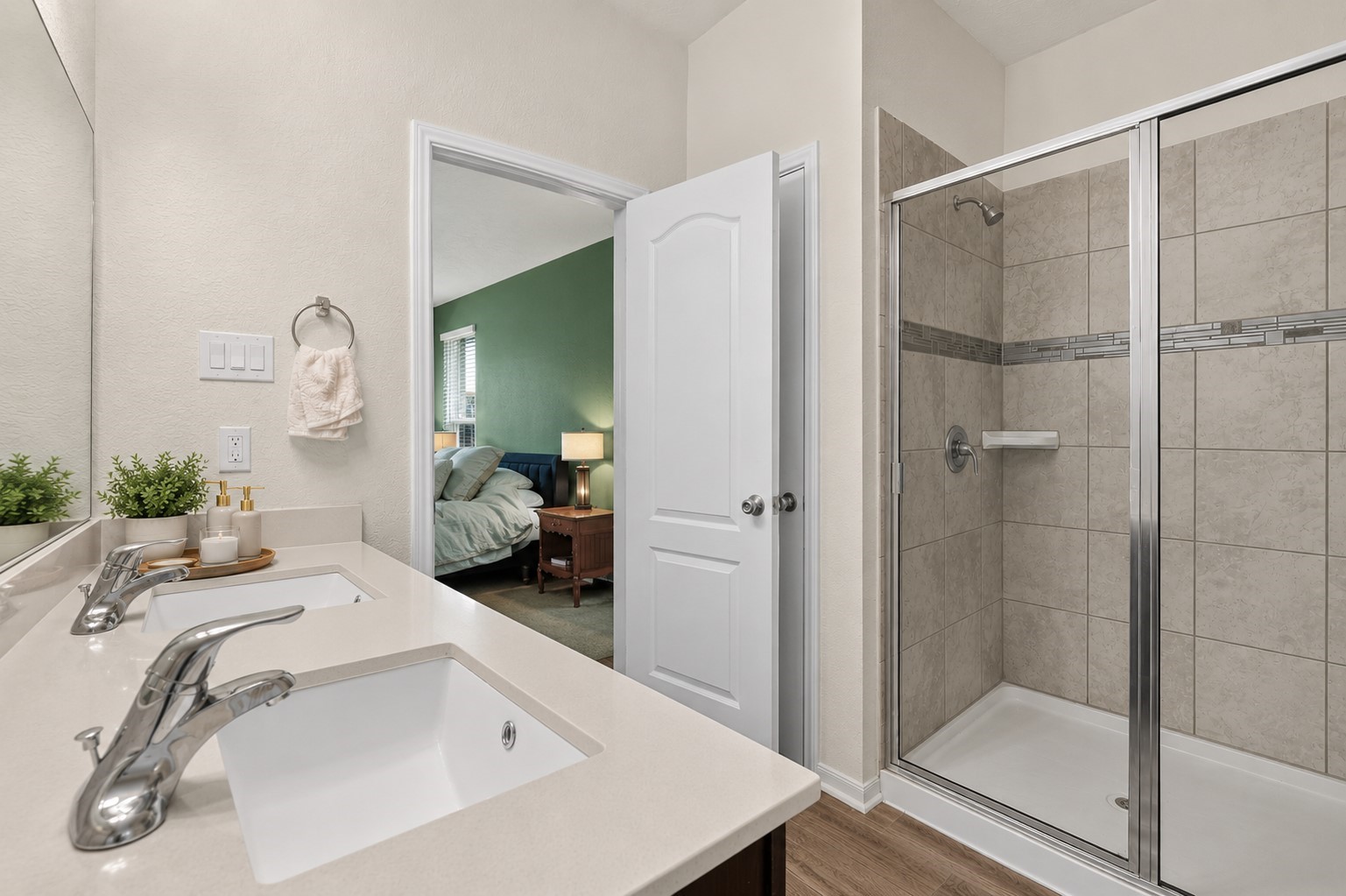 1123 Clonmore Court Property Photo 14