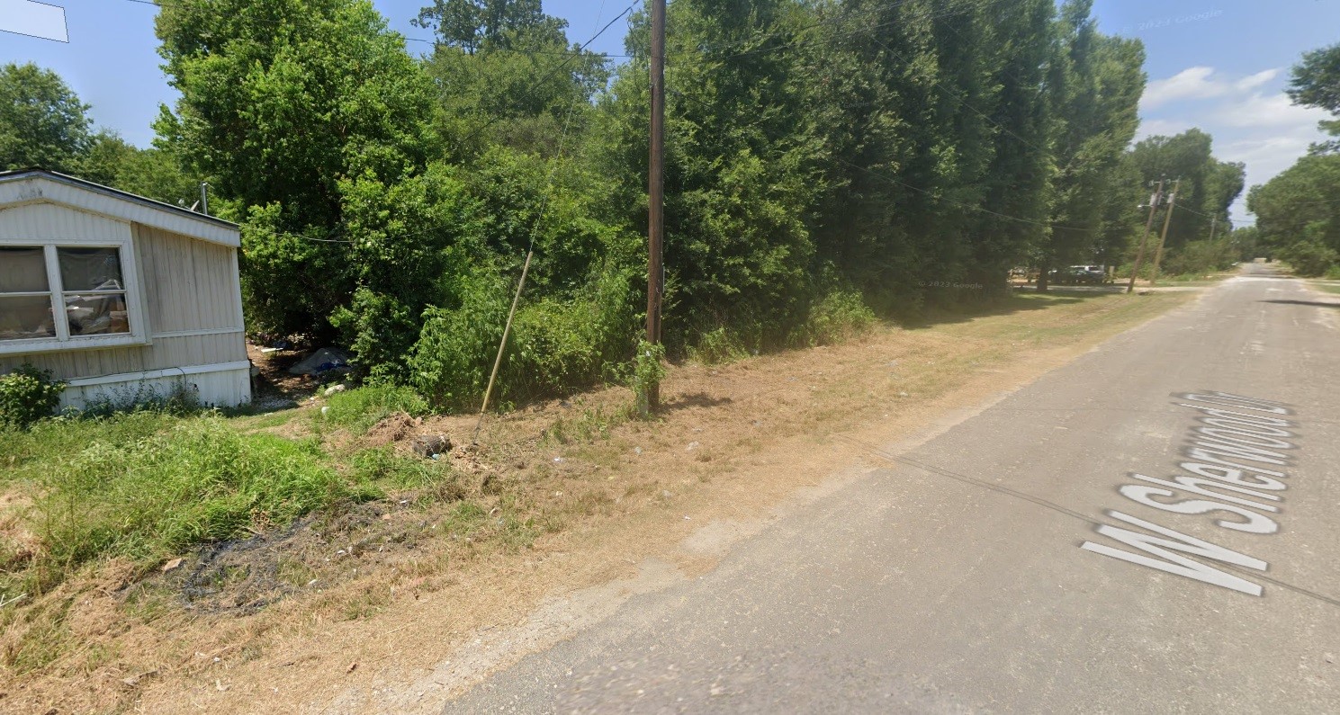135 W Sherwood Drive Property Photo