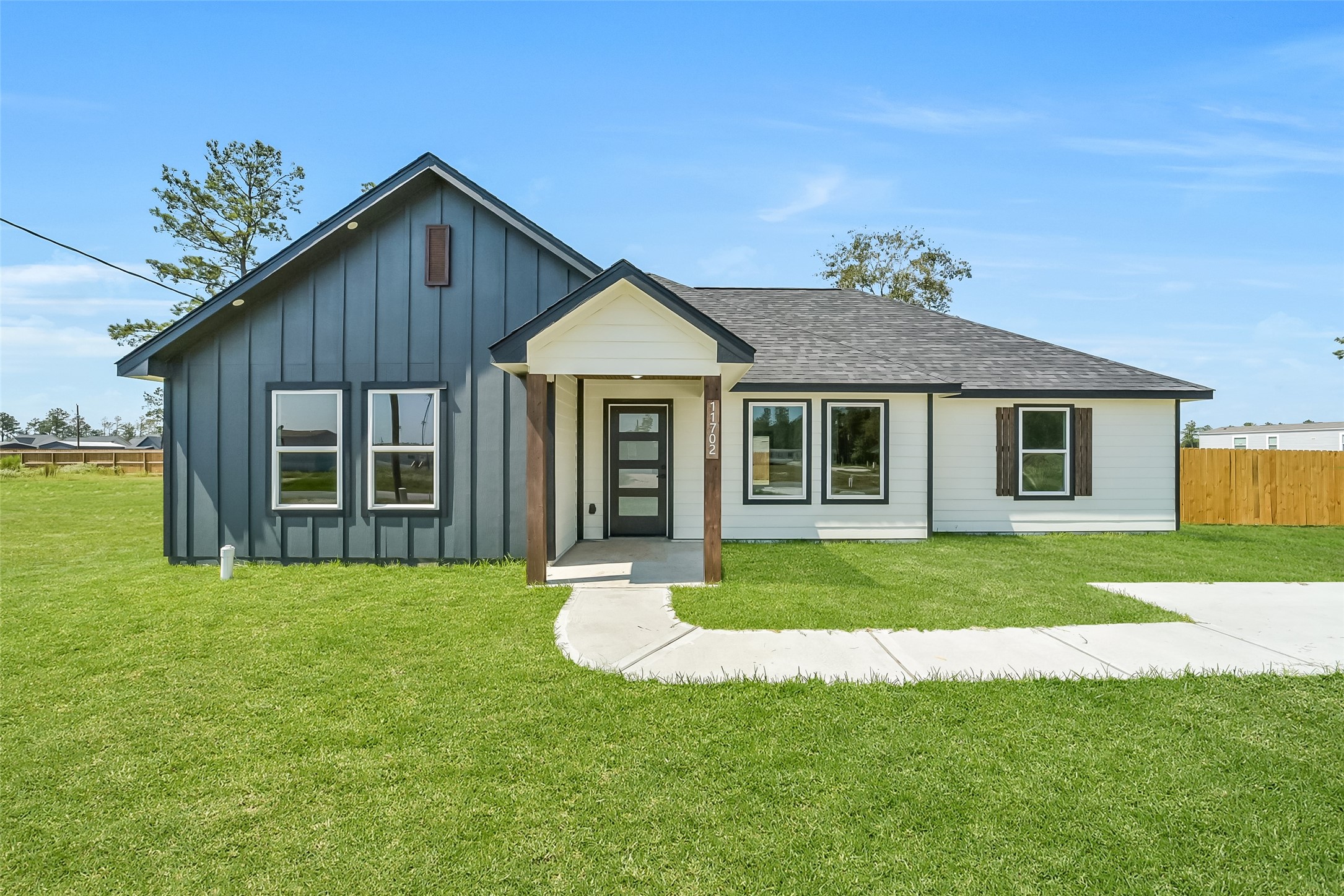 11702 Kelvin Court Property Photo 1