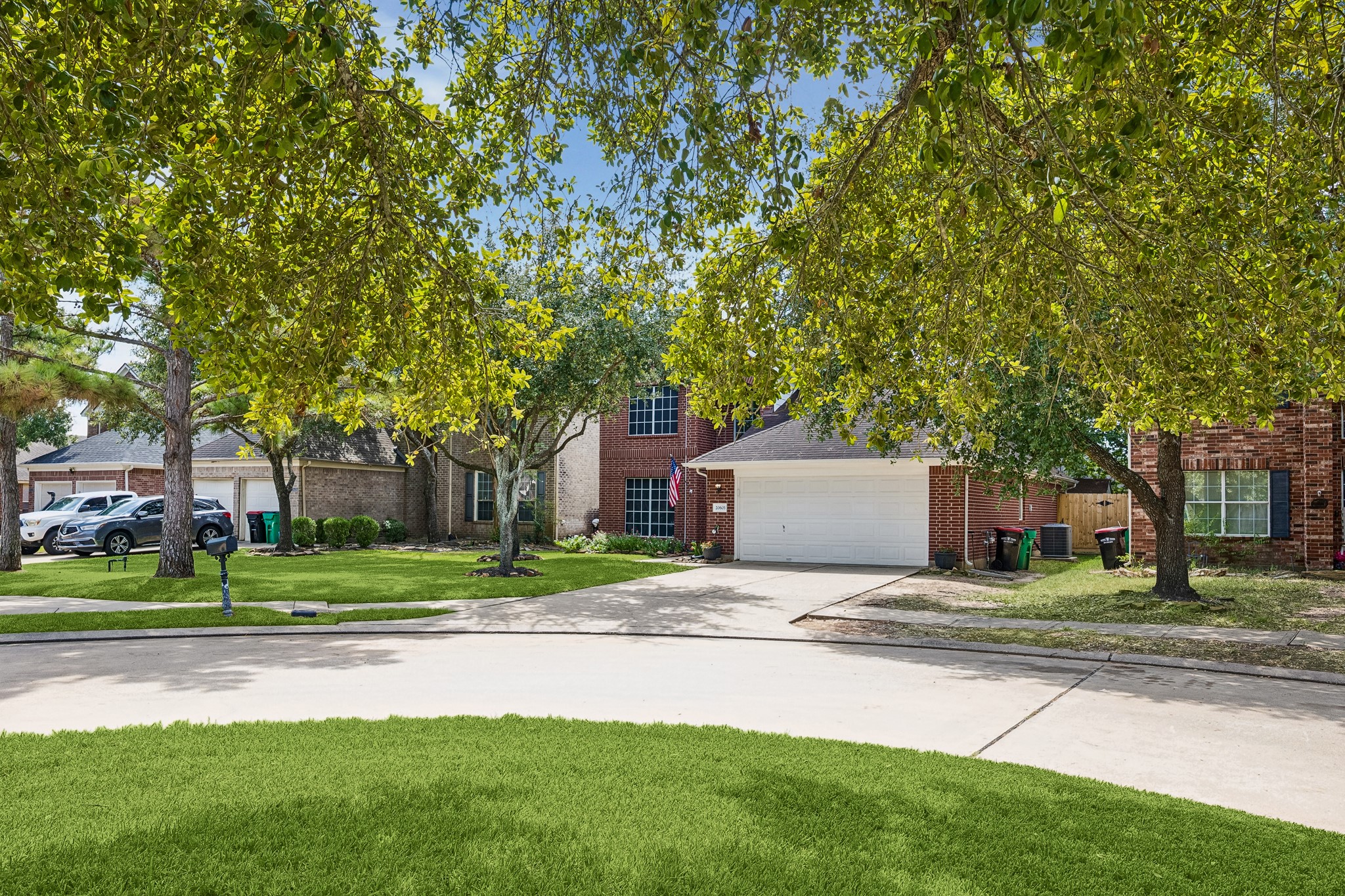 20603 Tulip Blossom Court Property Photo 6