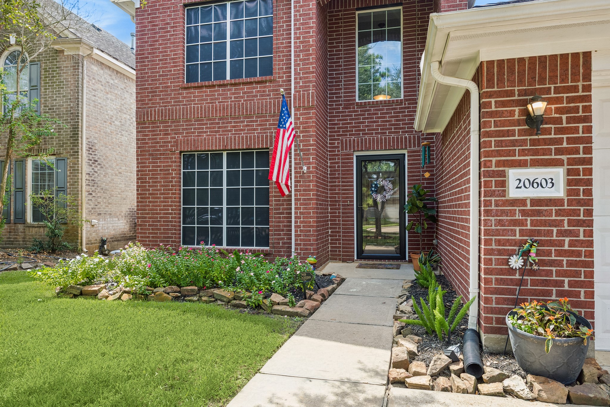 20603 Tulip Blossom Court Property Photo 9