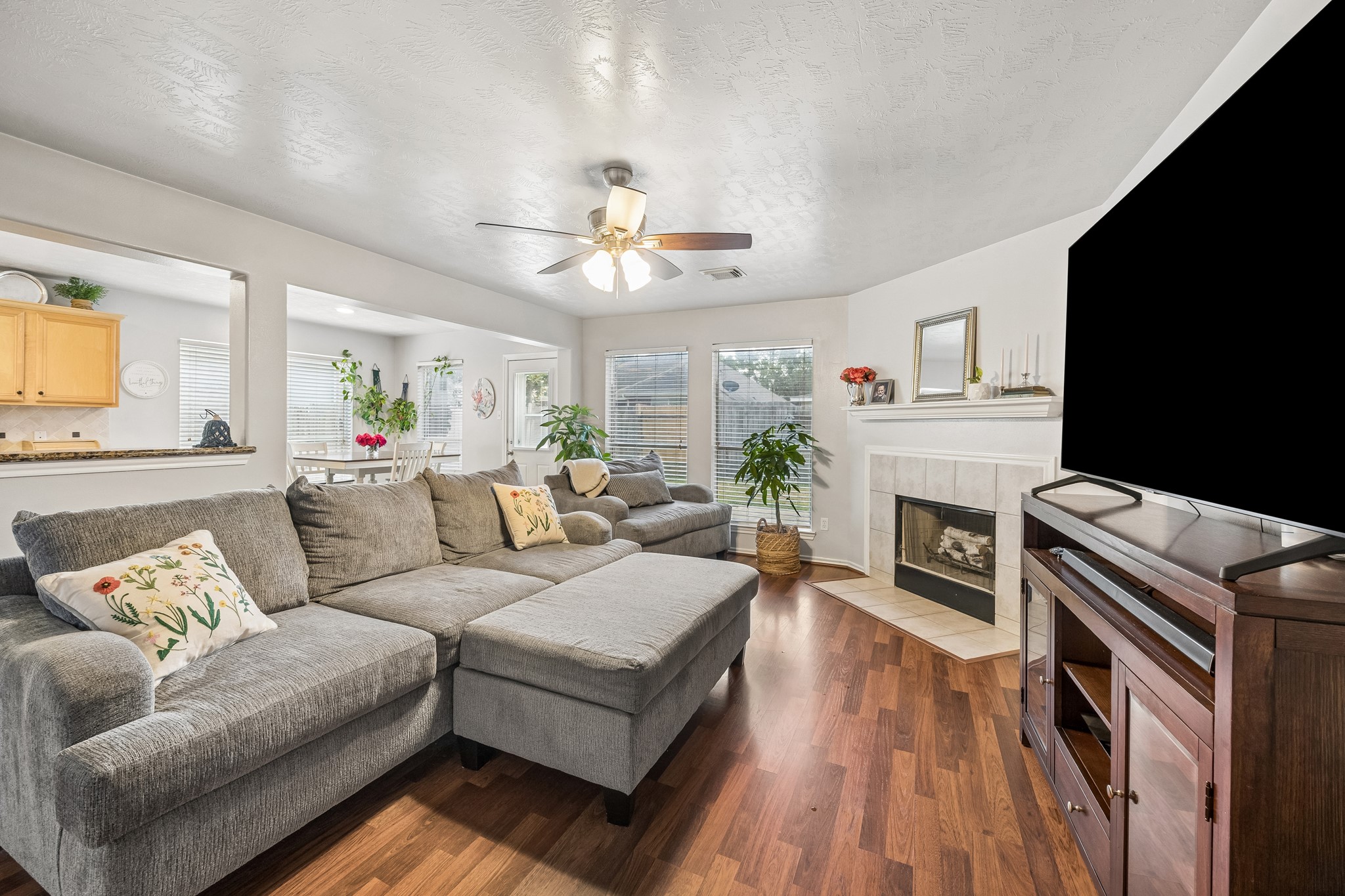 20603 Tulip Blossom Court Property Photo 14