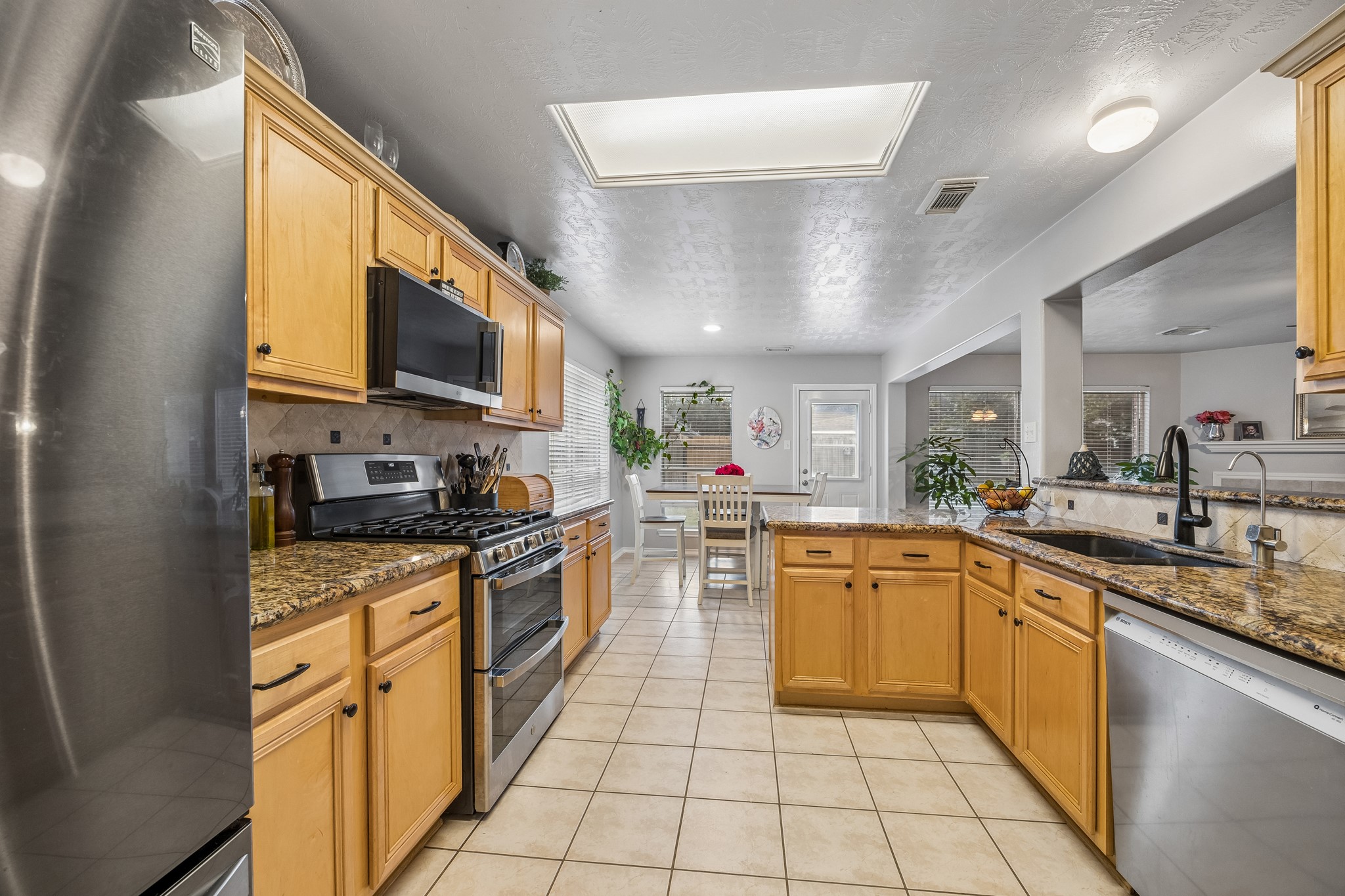 20603 Tulip Blossom Court Property Photo 19