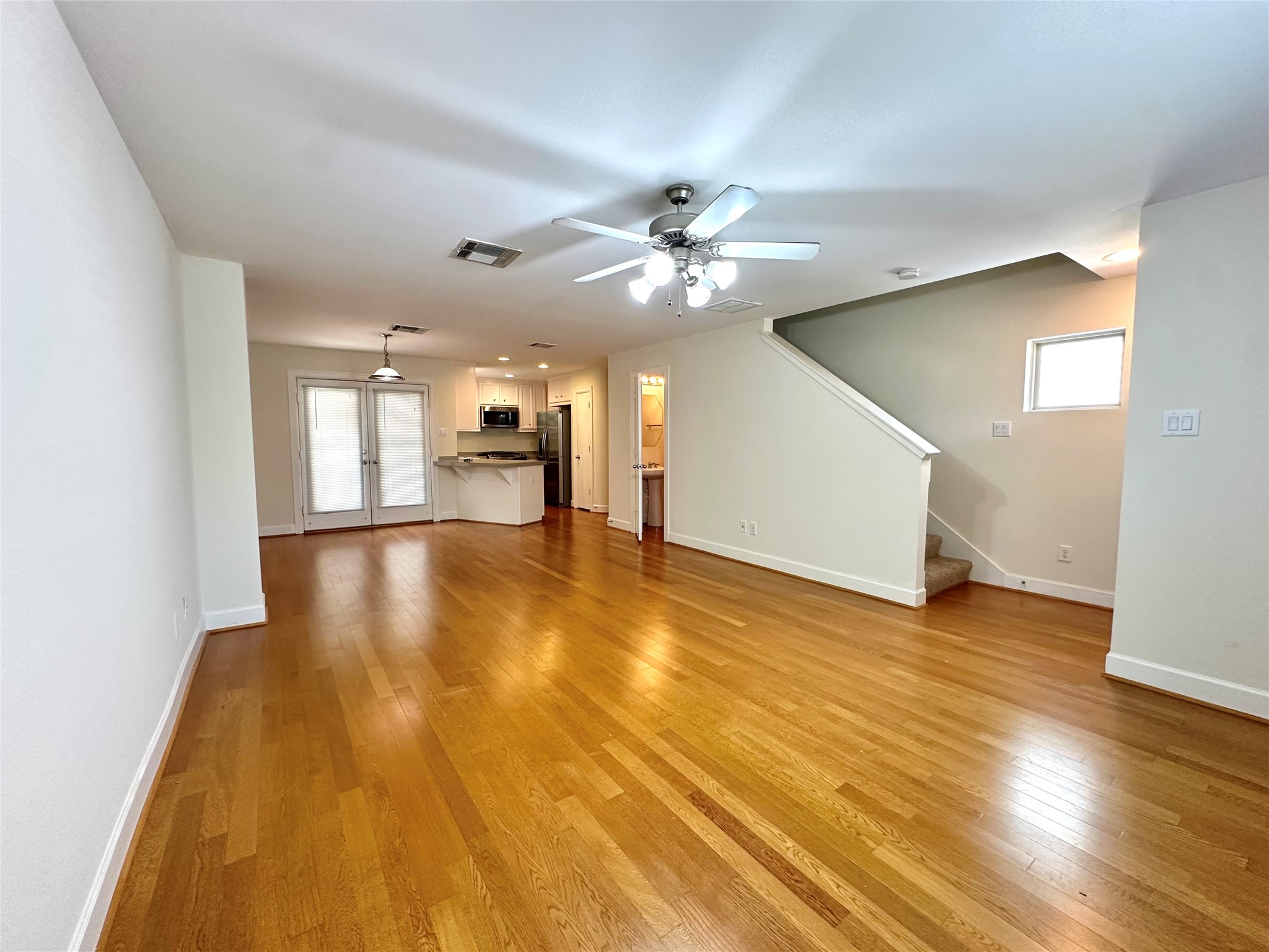 5951 South Loop E 43 Property Photo 2