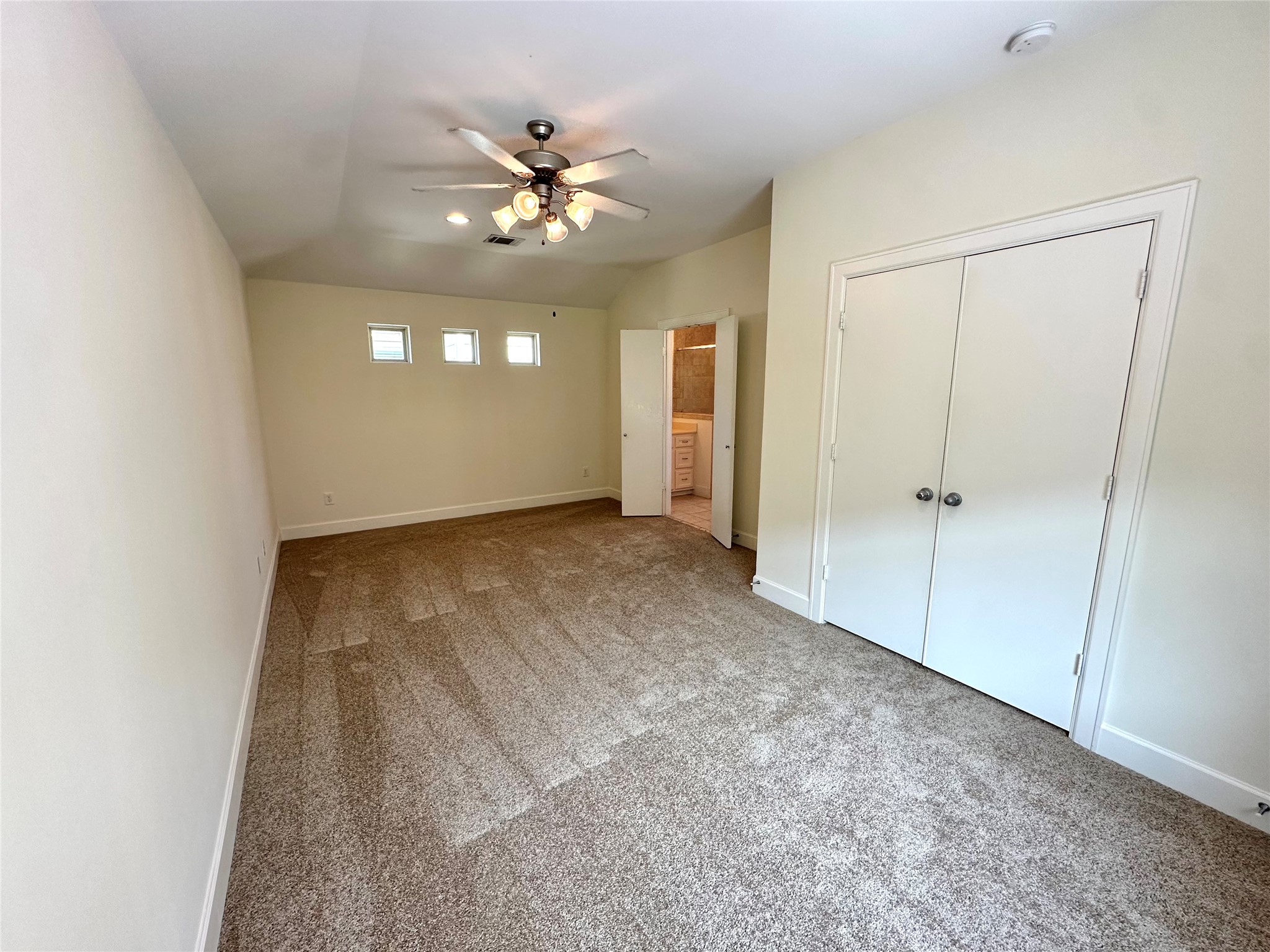 5951 South Loop E 43 Property Photo 13
