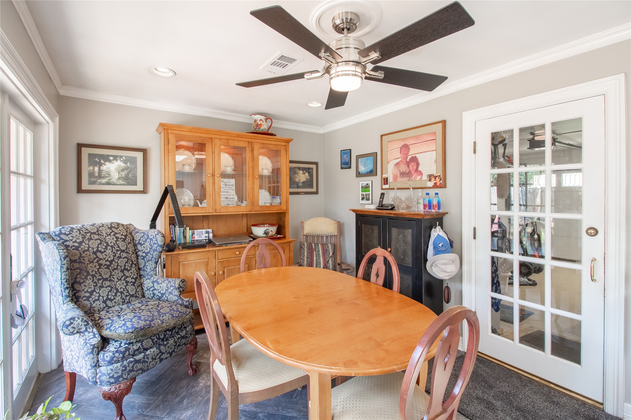 2107 Bron Holly Drive Property Photo 15