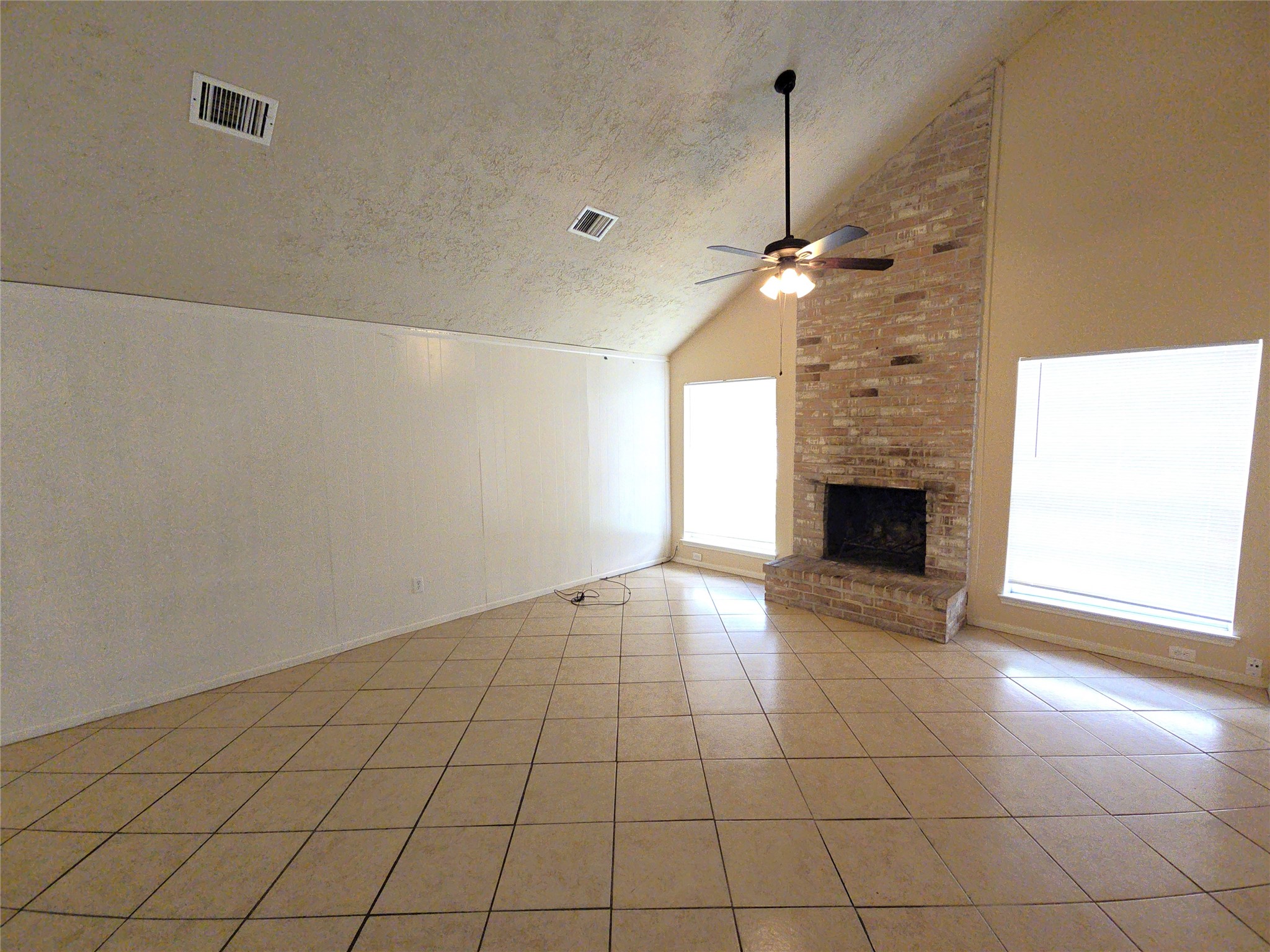 4718 Reynaldo Drive Property Photo 5