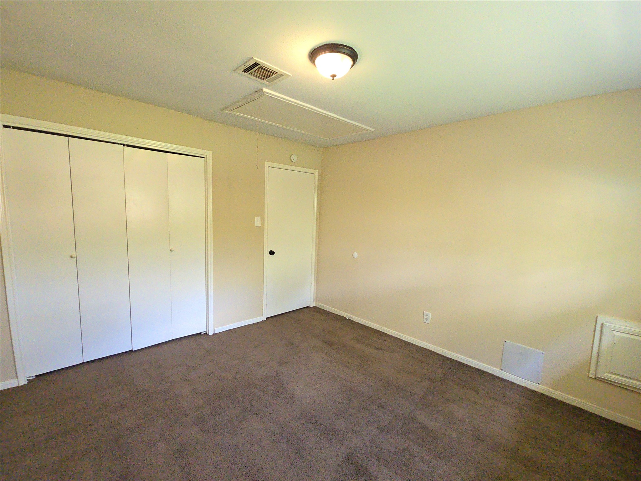 4718 Reynaldo Drive Property Photo 14