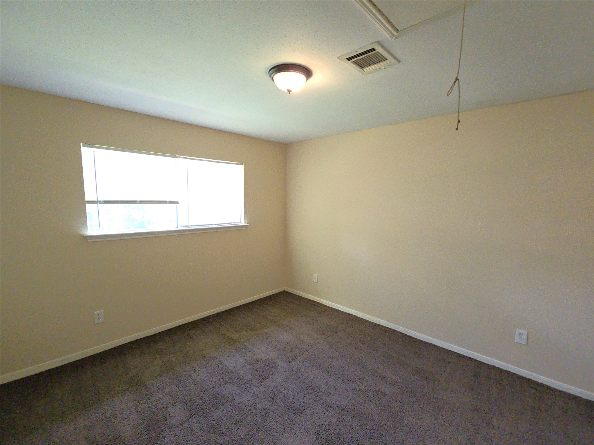 4718 Reynaldo Drive Property Photo 15