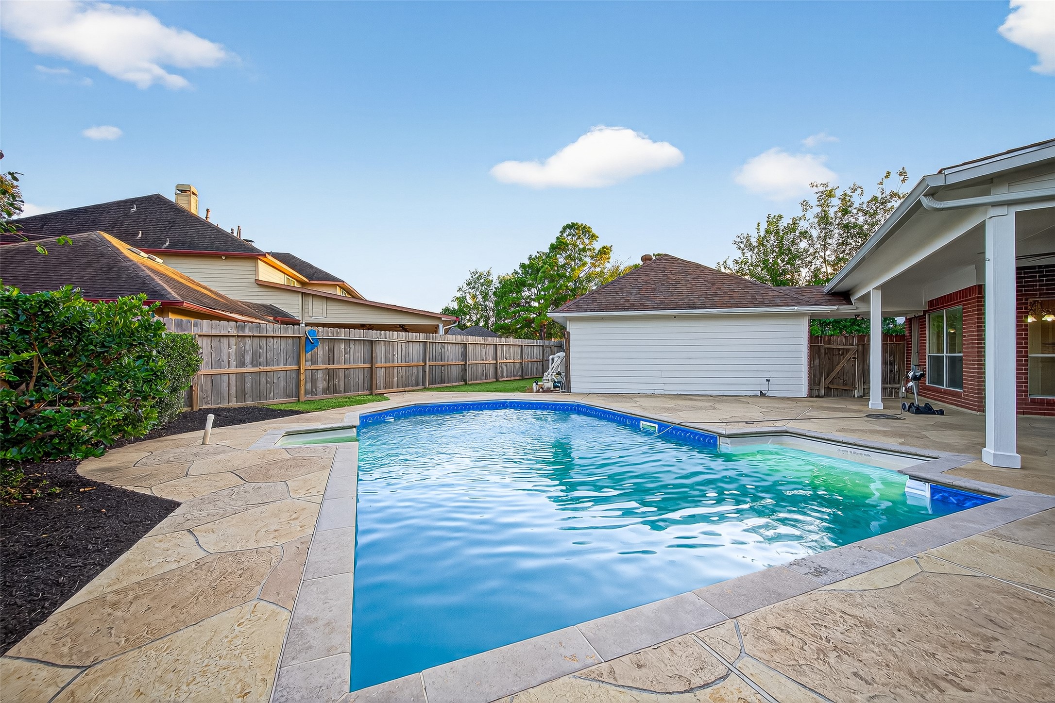 13011 Mossy Ridge Cove Property Photo 42