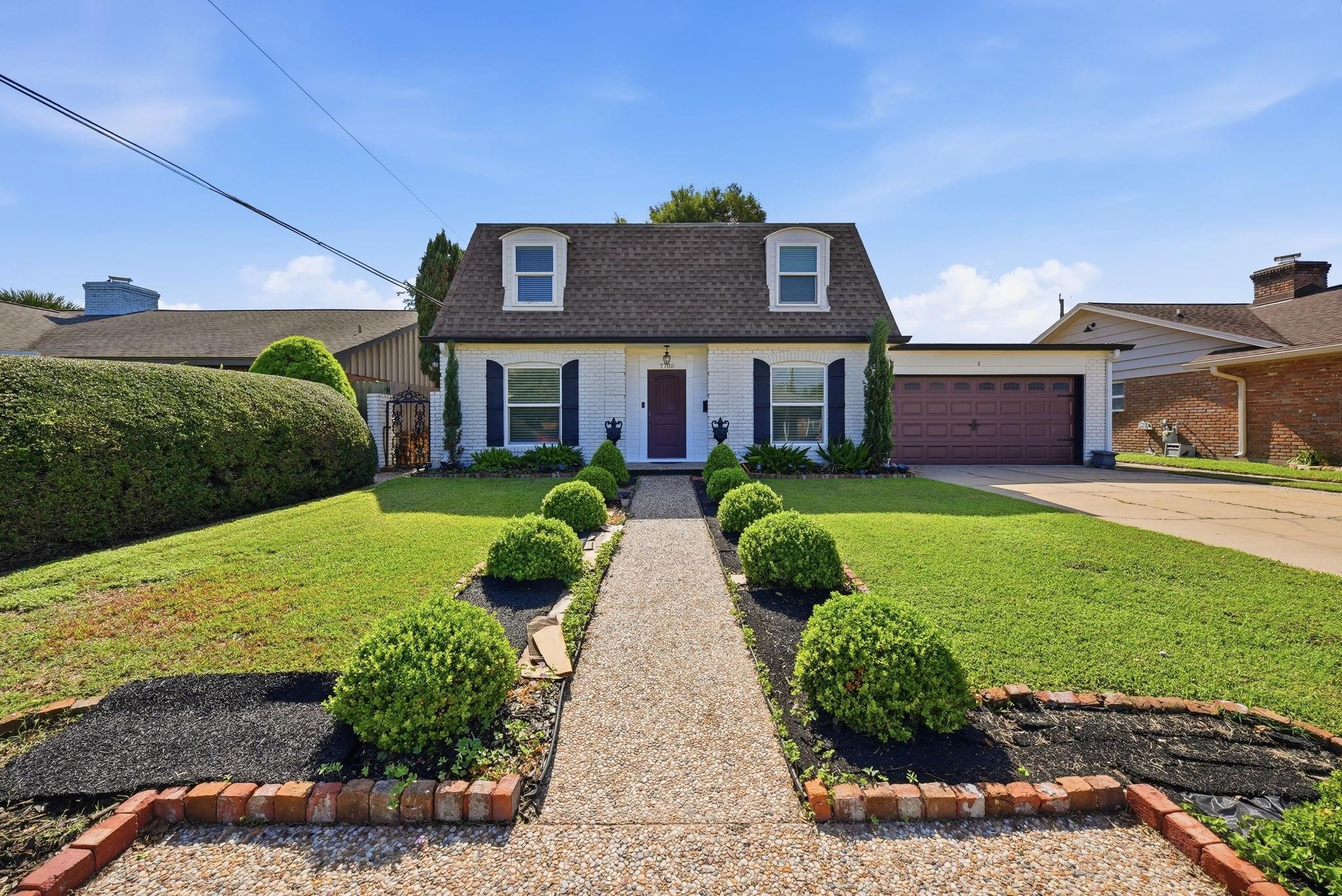 7705 Beaudelaire Circle Property Photo 1