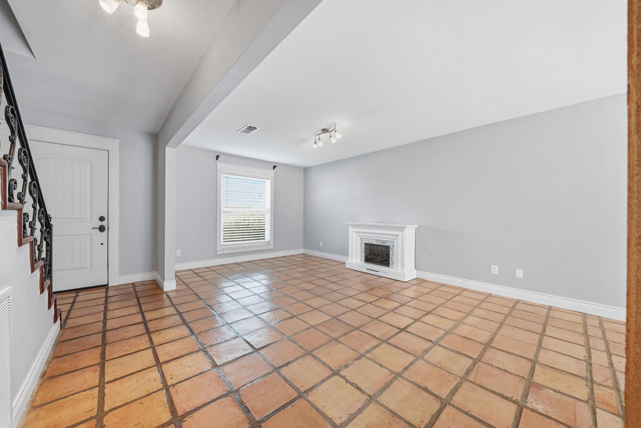 7705 Beaudelaire Circle Property Photo 7
