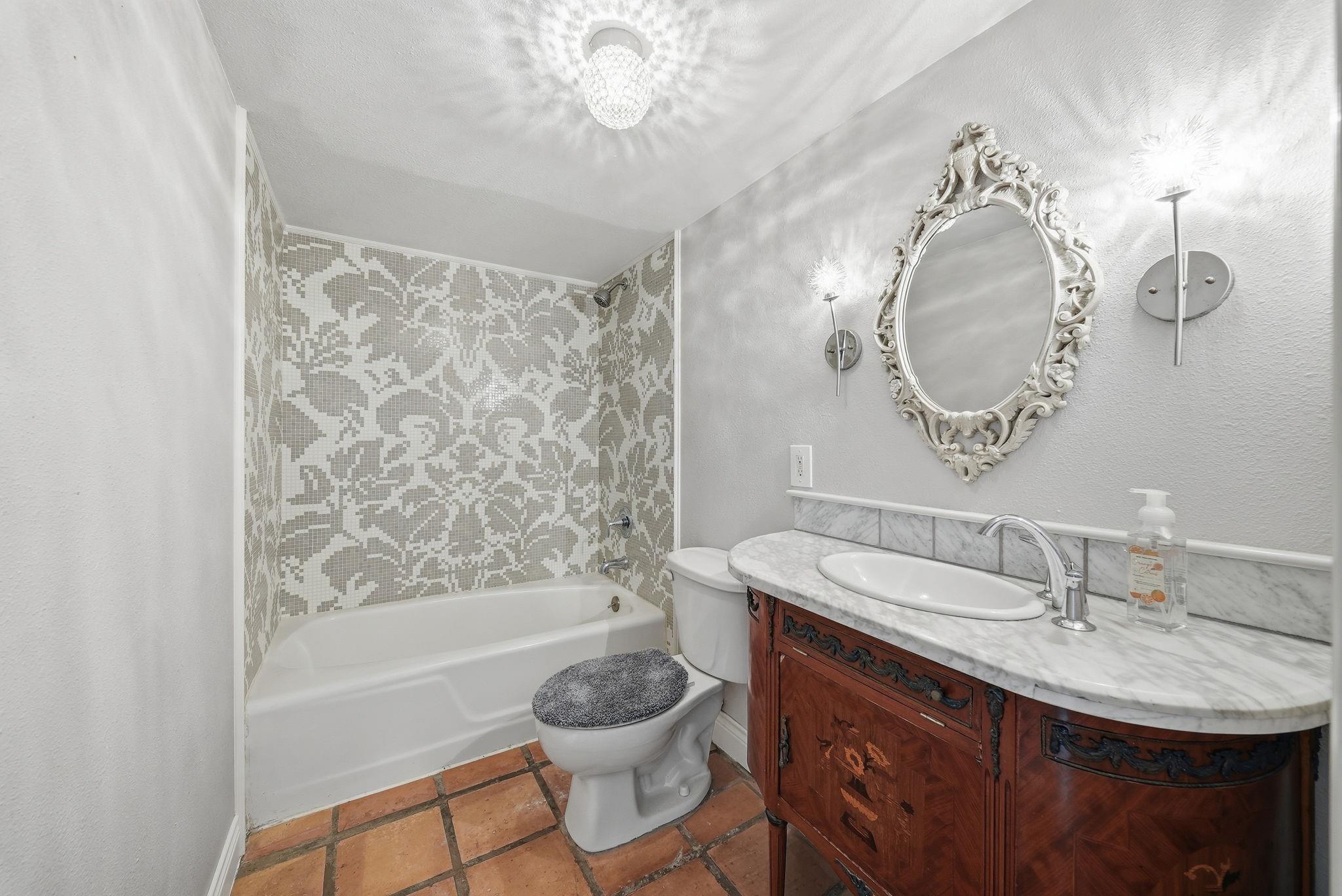 7705 Beaudelaire Circle Property Photo 20