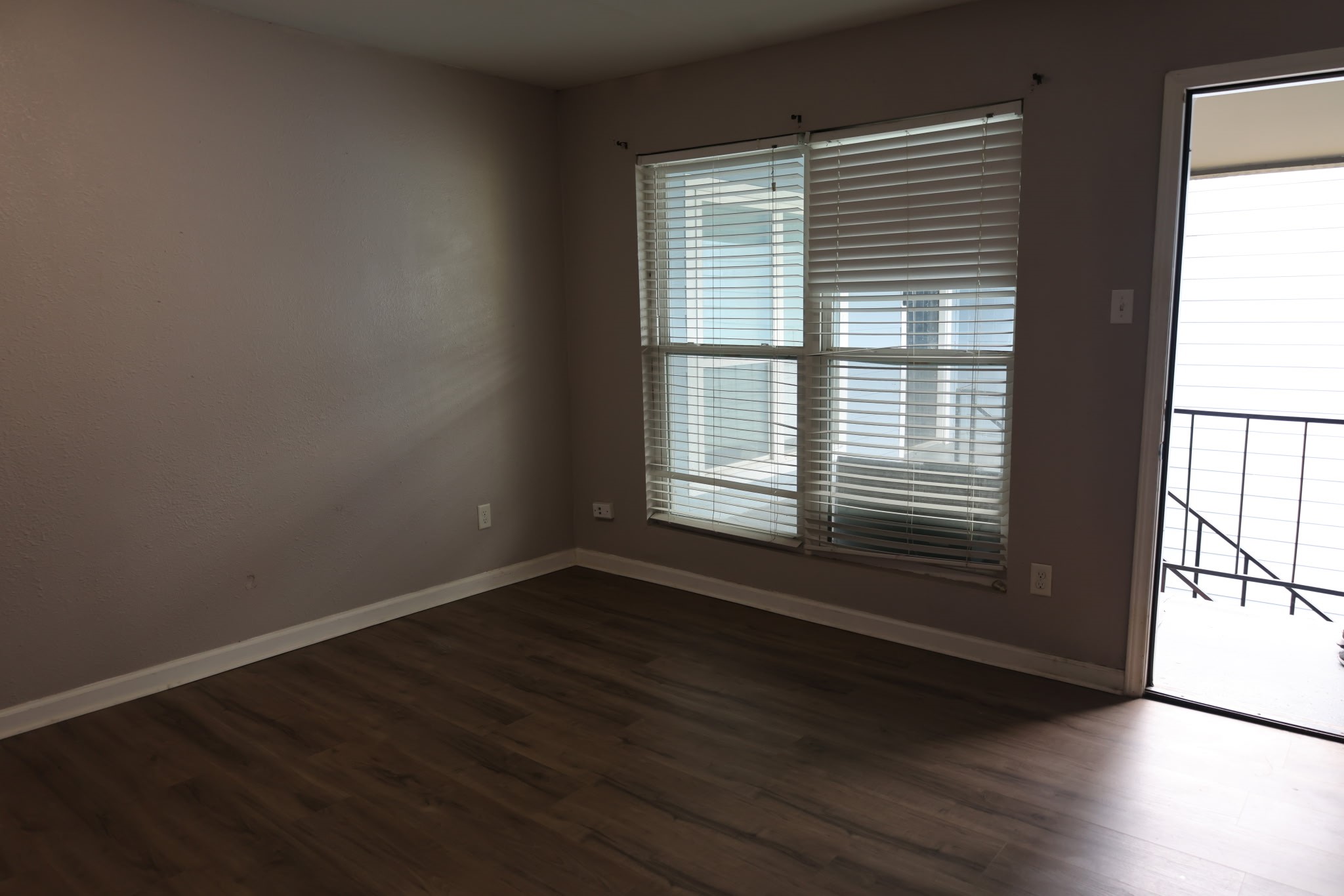 5625 Antoine Drive 1314 Property Photo 11