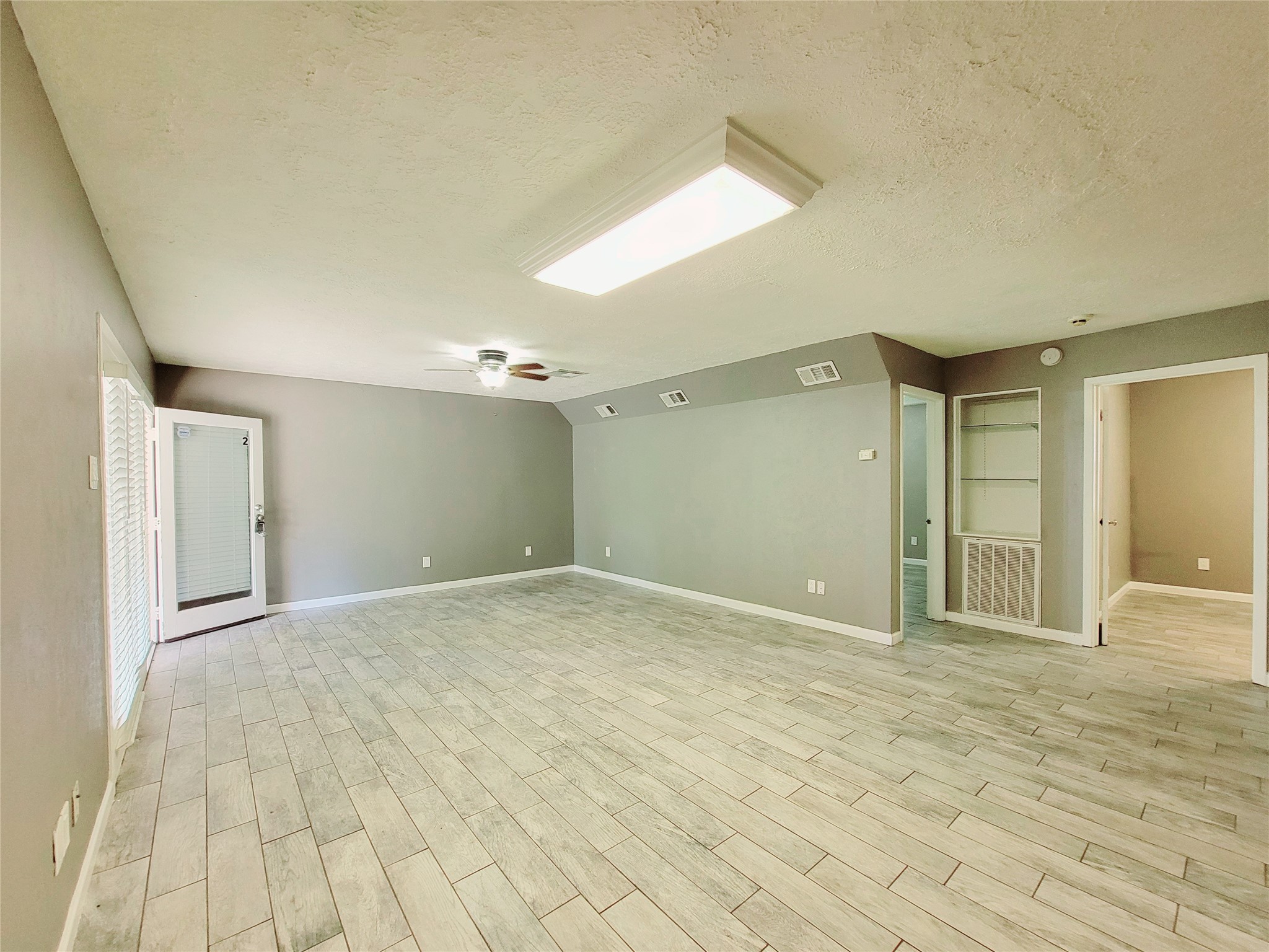 12070 Old County Road 2 Property Photo 5